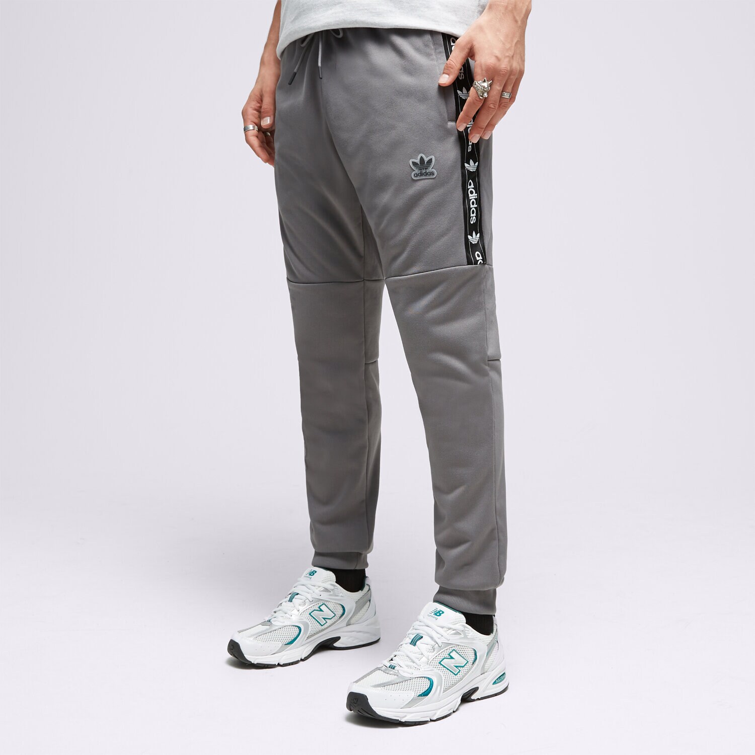 Bărbați pantaloni ADIDAS PANTALONI  EDGE PANT GREY 4 PANTS HY0999 Gri