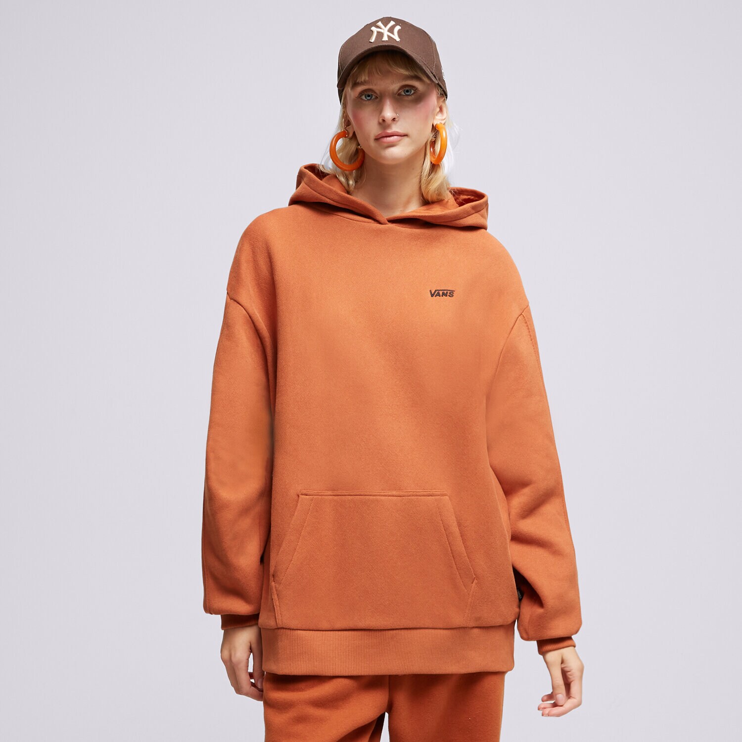 Femei bluză VANS BLUZĂ CU GLUGĂ COMFYCUSH LS VN0A7RMICKN1 Maro