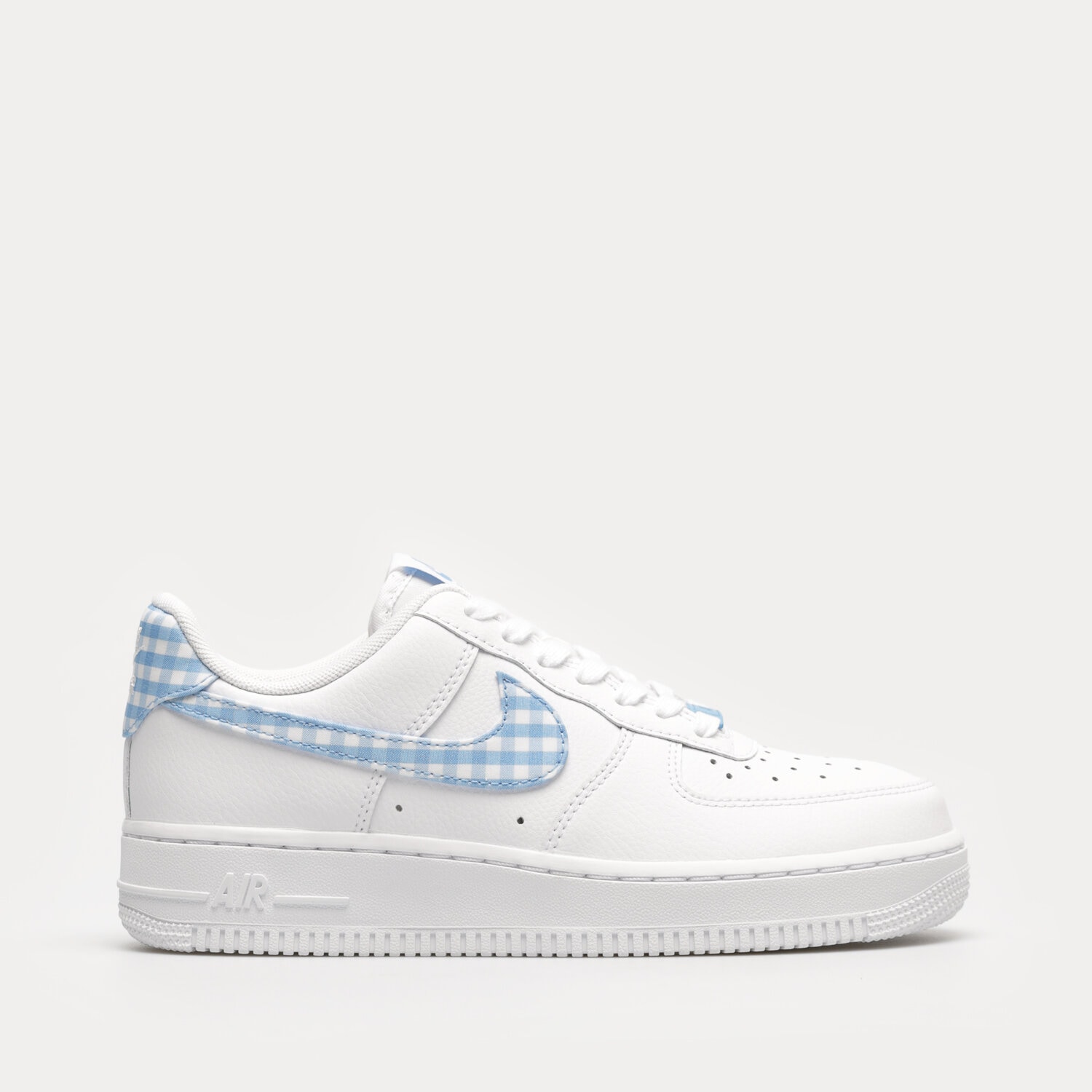 Femei pantofi sport NIKE WMNS AIR FORCE 1 '07 ESS TREND