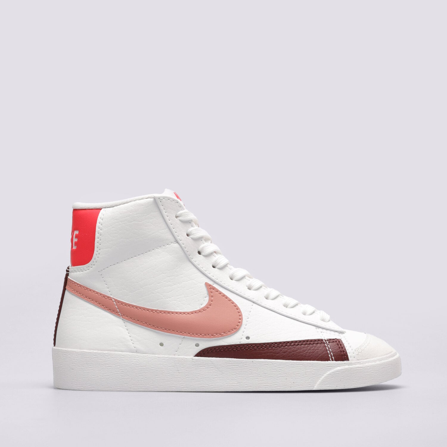 Femei pantofi sport NIKE W BLAZER MID '77 NEXT NATURE DQ4124-105 Alb