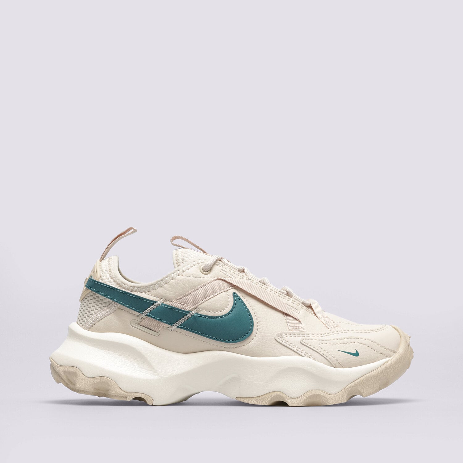 Femei pantofi sport NIKE TC 7900 DD9682-110 Bej