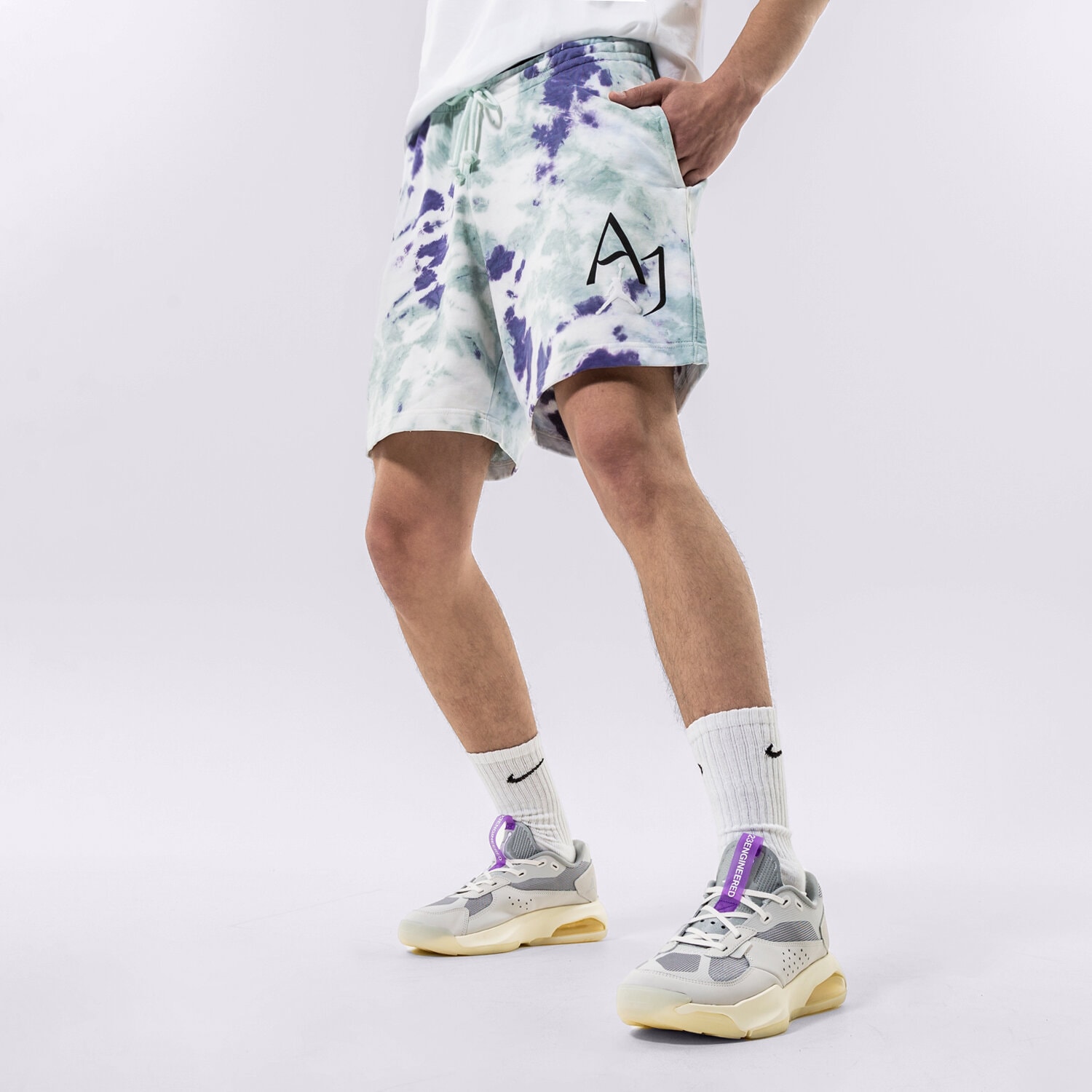 Femei pantaloni scurți JORDAN PANTALONI SCURȚI DNA TIE DYE SHORTS DM1871-366 Mulicolor