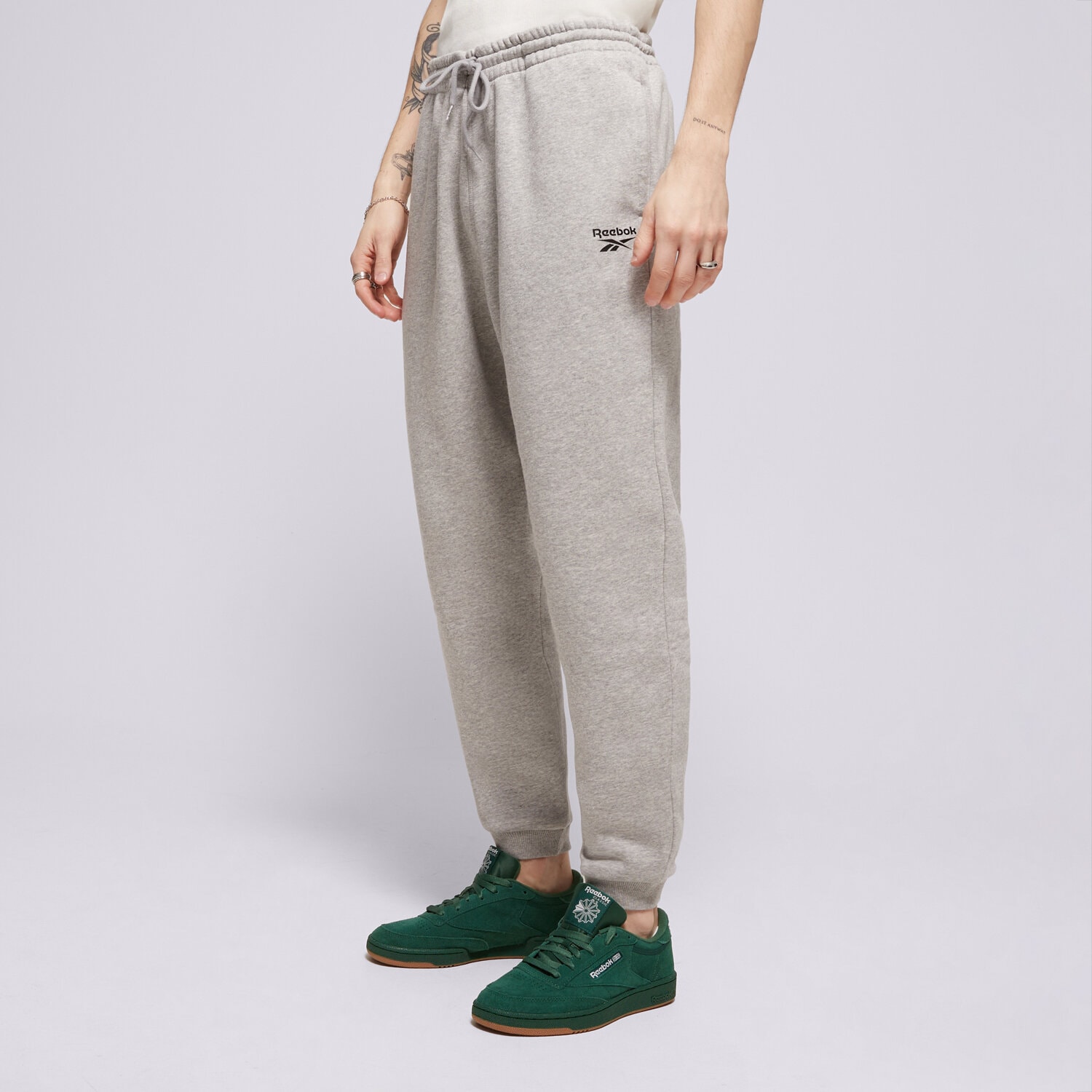 Bărbați pantaloni REEBOK PANTALONI  RI LEFT LEG JOGGER 100068271 Gri