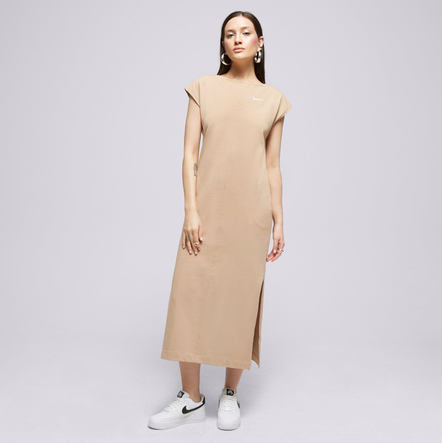 Femei rochii și fuste NIKE ROCHIE W NSW JRSY SS TRENINGS MIDI PLUS DQ6205-200 Bej