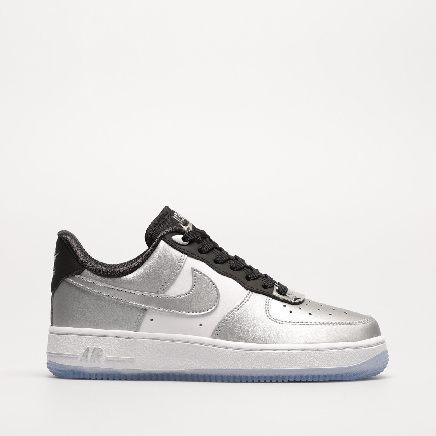 Femei pantofi sport NIKE WMNS AIR FORCE 1 '07 SE DX6764-001 Argintiu