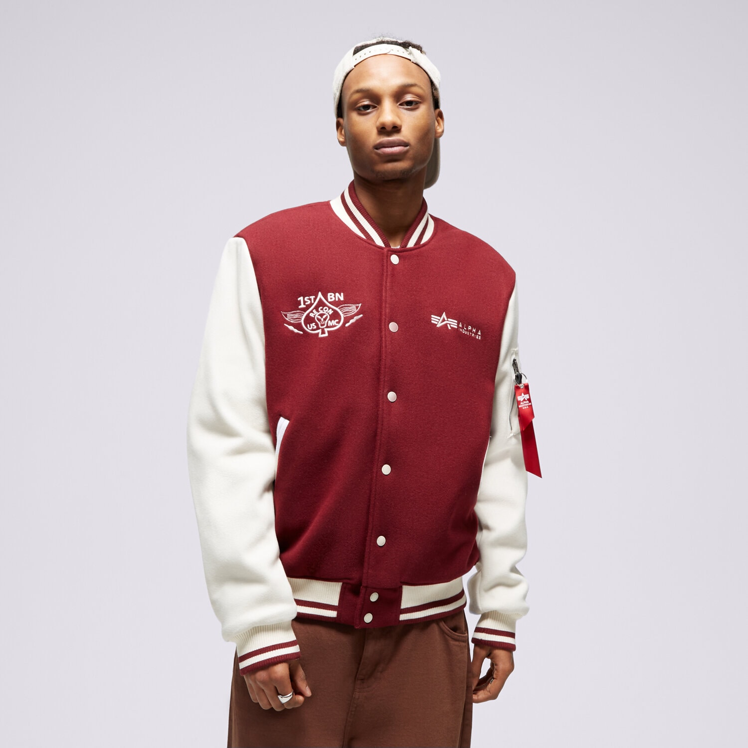 Bărbați eacă de iarnă ALPHA INDUSTRIES JACHETĂ VARSITY AIR FORCE 138107142 Bordo