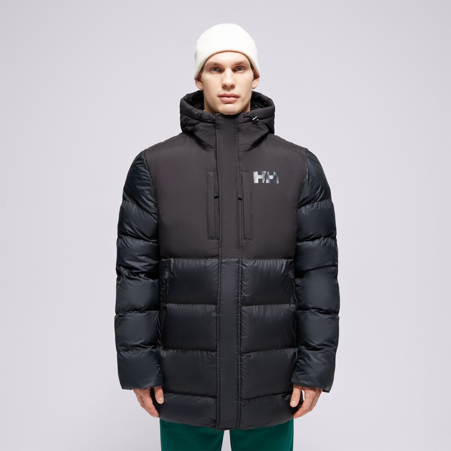 Bărbați eacă de iarnă HELLY HANSEN JACHETĂ DE IARNĂ ACTIVE PUFFY 53522_990 Negru