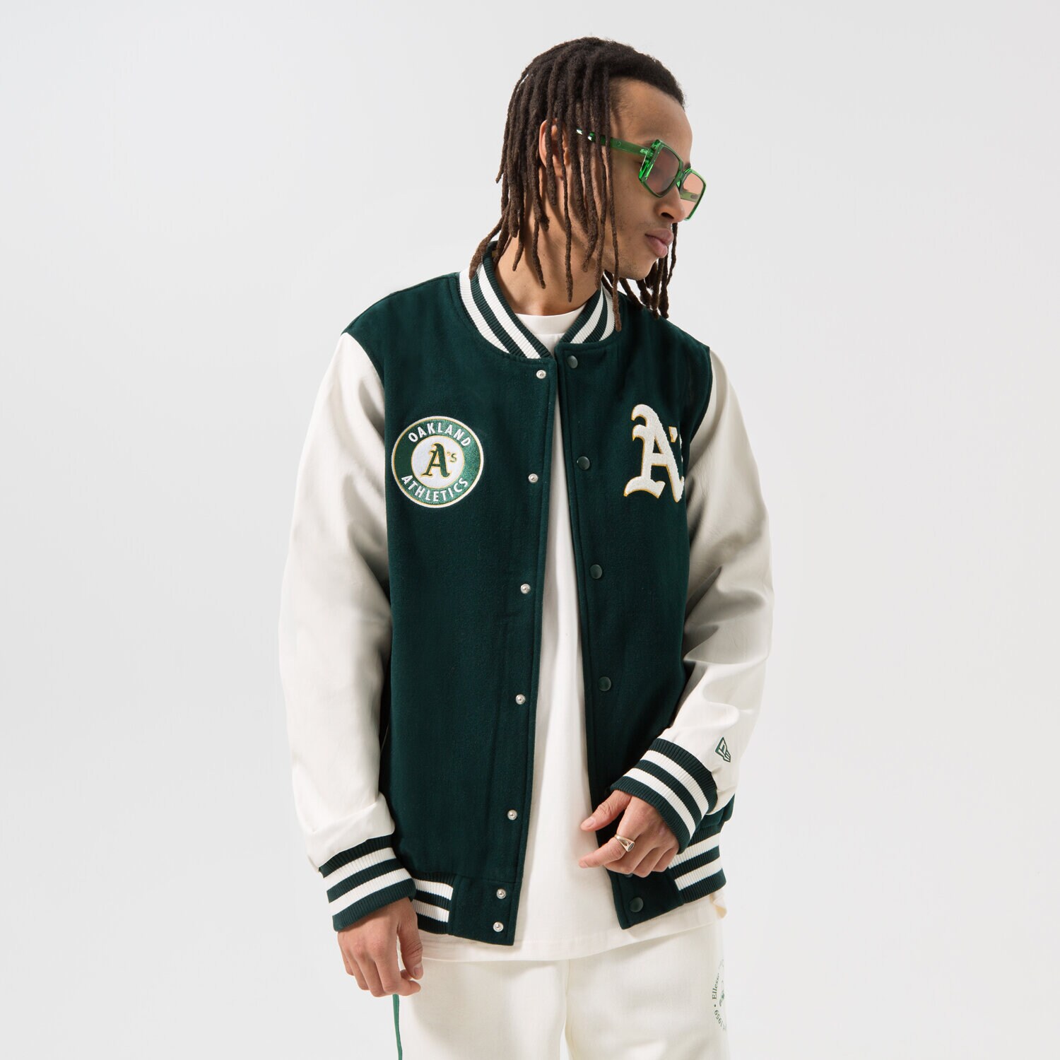 Bărbați jachetă NEW ERA JACHETĂ HERITAGE VARSITY ATHLETICS OAKLAND ATHLETICS 60332219 Verde