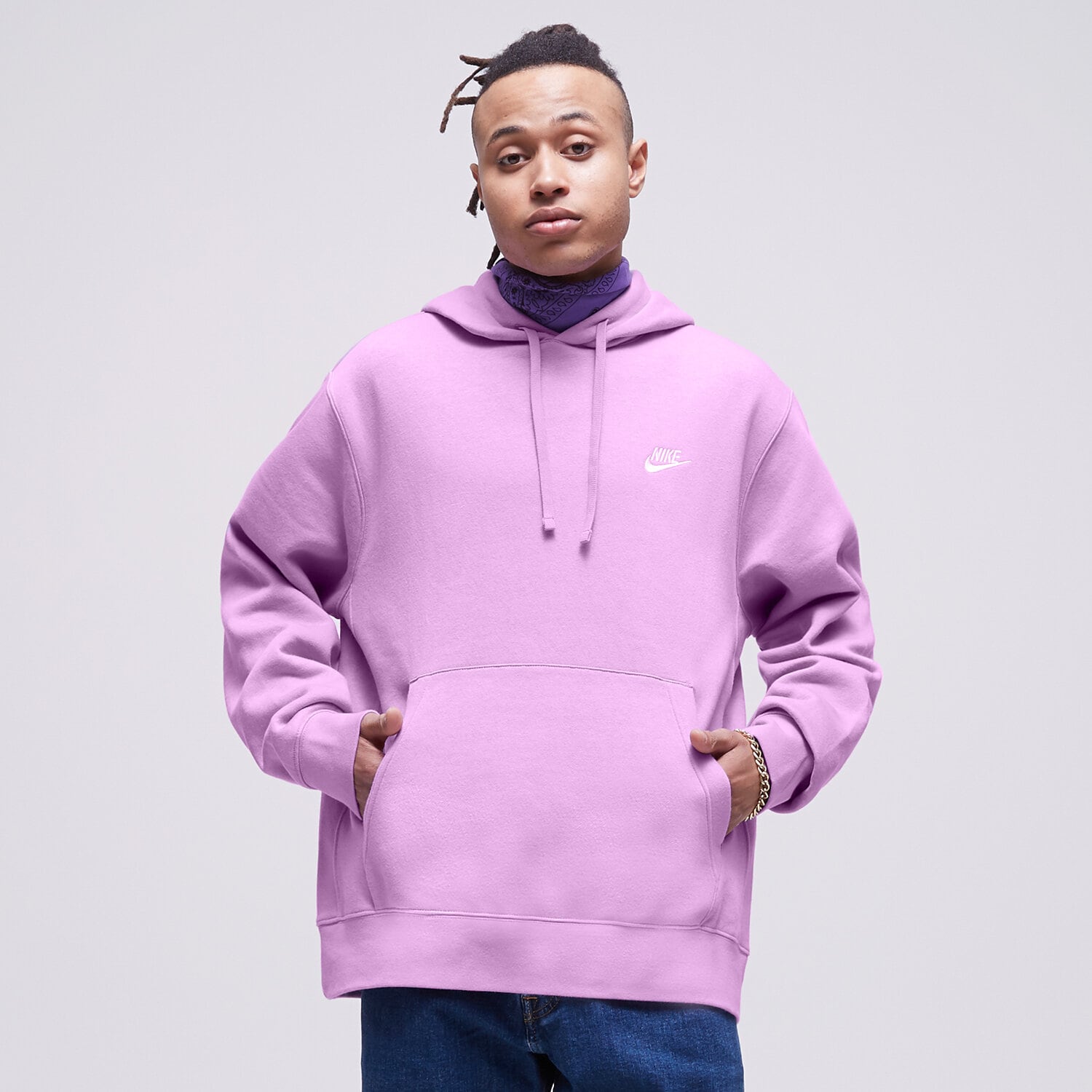 Bărbați bluză NIKE BLUZĂ CU GLUGĂ SPORTSWEAR CLUB FLEECE BV2654-591 Violet