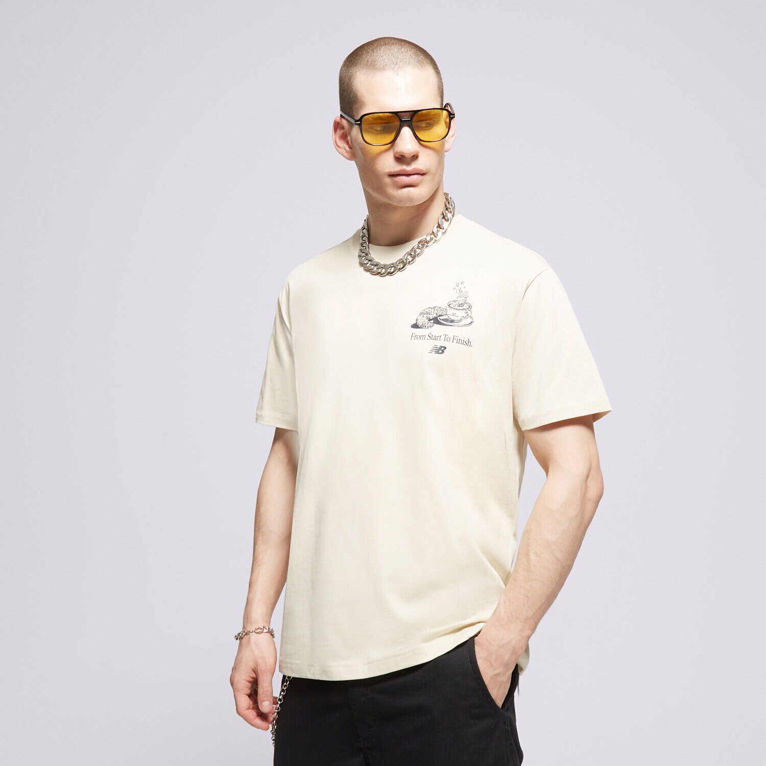 Bărbați tricou NEW BALANCE TRICOU CĂMAȘĂ ESSENTIALS CAFE JAVA COTTO BE MT31561BE Alb