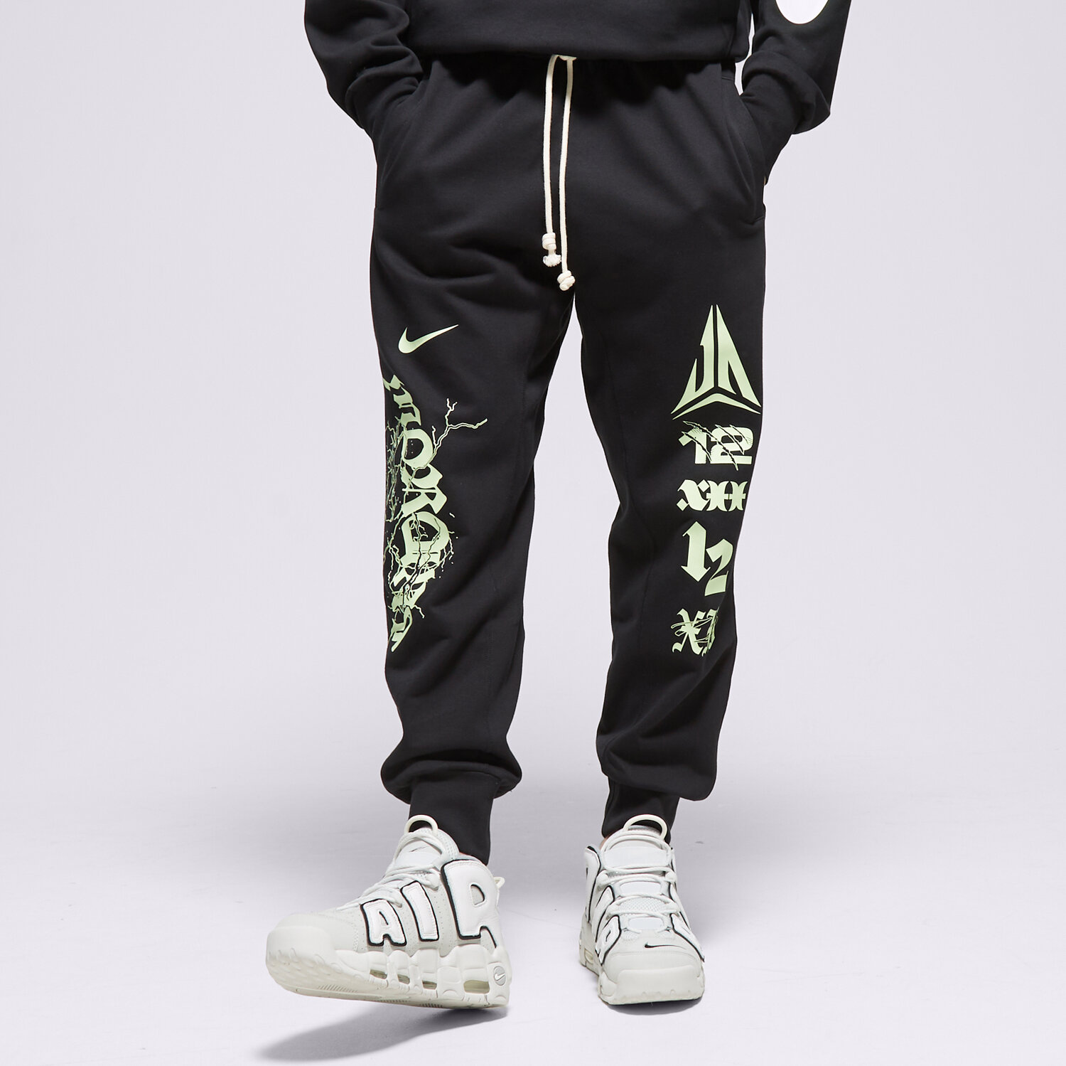 Bărbați pantaloni NIKE PANTALONI JA M NK DF STD ISS JGGR NBA FN2994-010 Negru