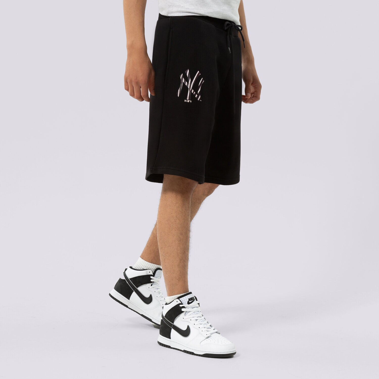 Femei pantaloni scurți NEW ERA PANTALONI SCURȚI MLB   SEA INFILL TEAM NYY BLK 13083942 Negru