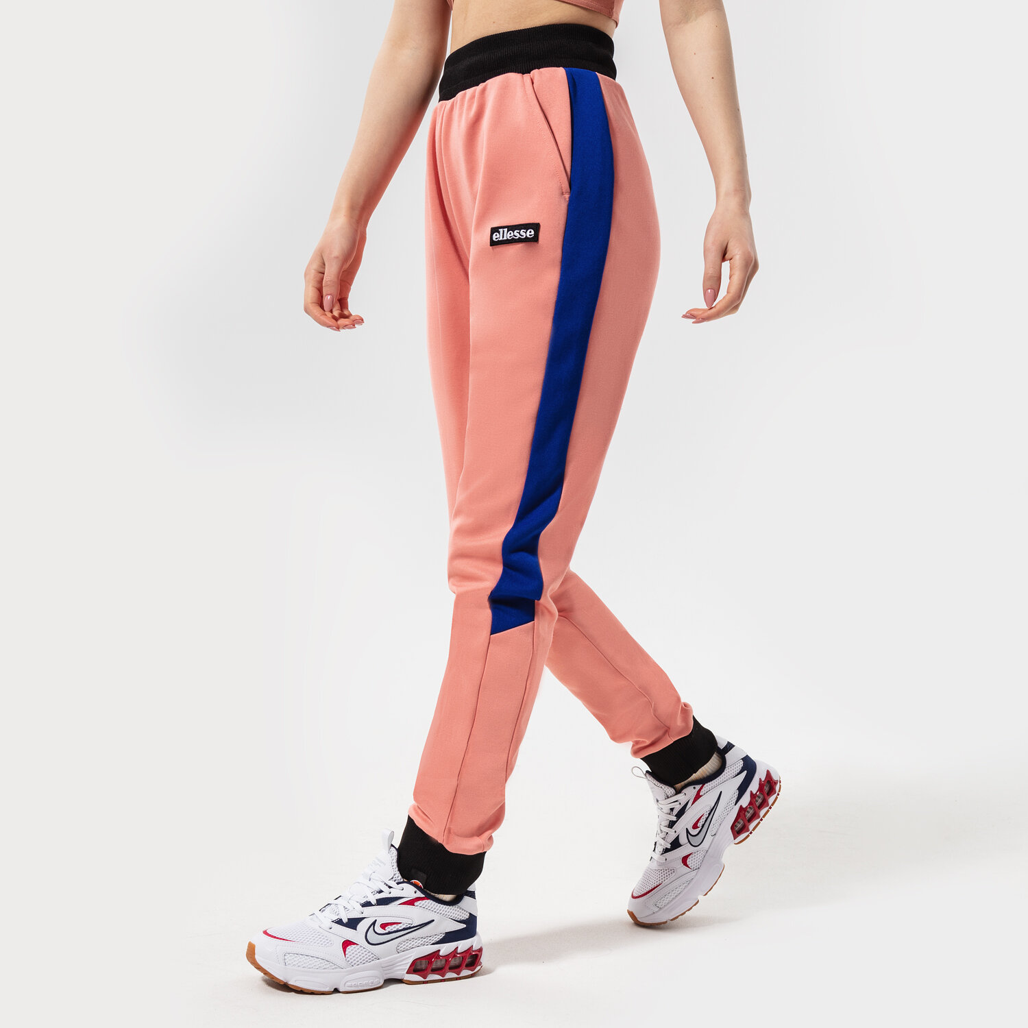 Femei pantaloni ELLESSE PANTALONI  PARASOL TRACK PANT CORAL SGK12351709 corai