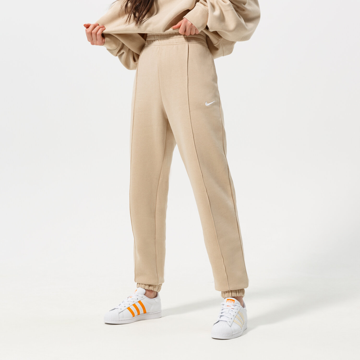 Femei pantaloni NIKE PANTALONI  SPORTSWEAR ESSENTIAL BV4089-126 Bej