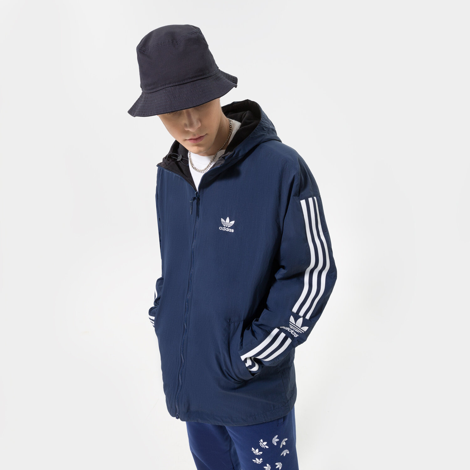 Bărbați eacă de iarnă ADIDAS JACHETĂ DE IARNĂ LOCK-UP PF JKT HL9188 Albastru