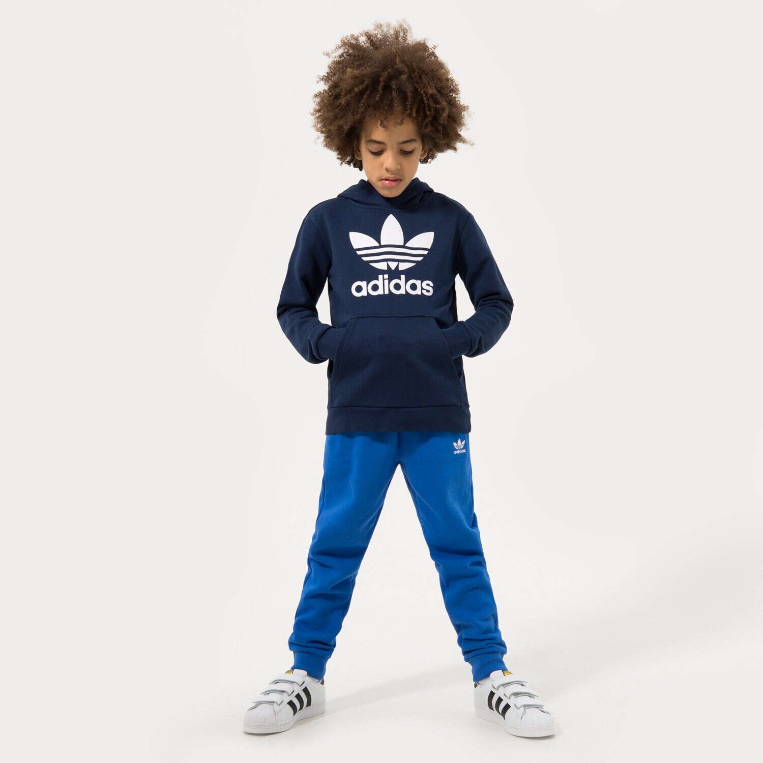 Copii bluză ADIDAS BLUZĂ CU GLUGĂ TREFOIL HOODIE BOY HK0272 Negru