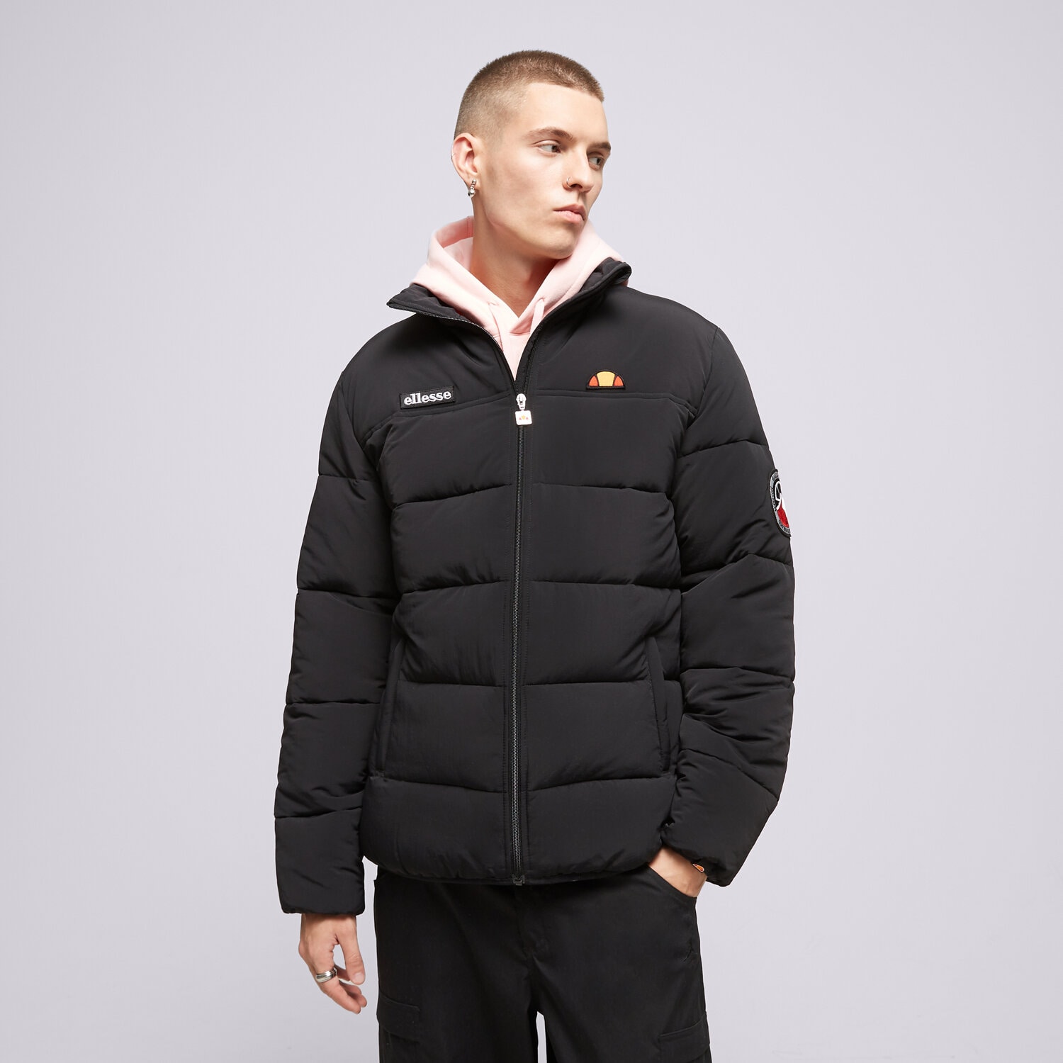 Bărbați eacă de iarnă ELLESSE JACHETĂ DE IARNĂ NEBULA BLK PADDED JACKET SHR12789011 Negru