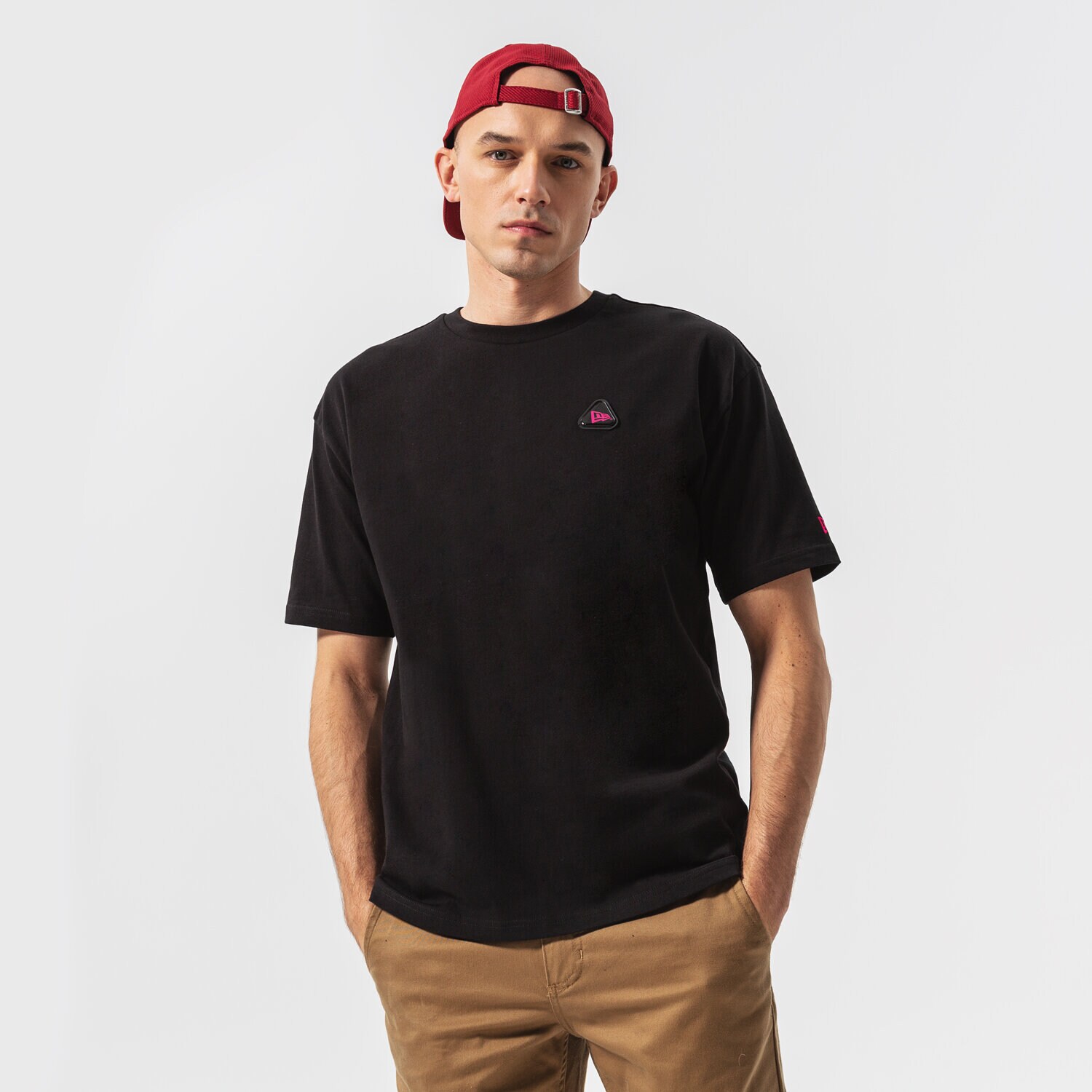 Bărbați tricou NEW ERA TRICOU NEW ERA RUBBER PATCH OS 12893043 Negru