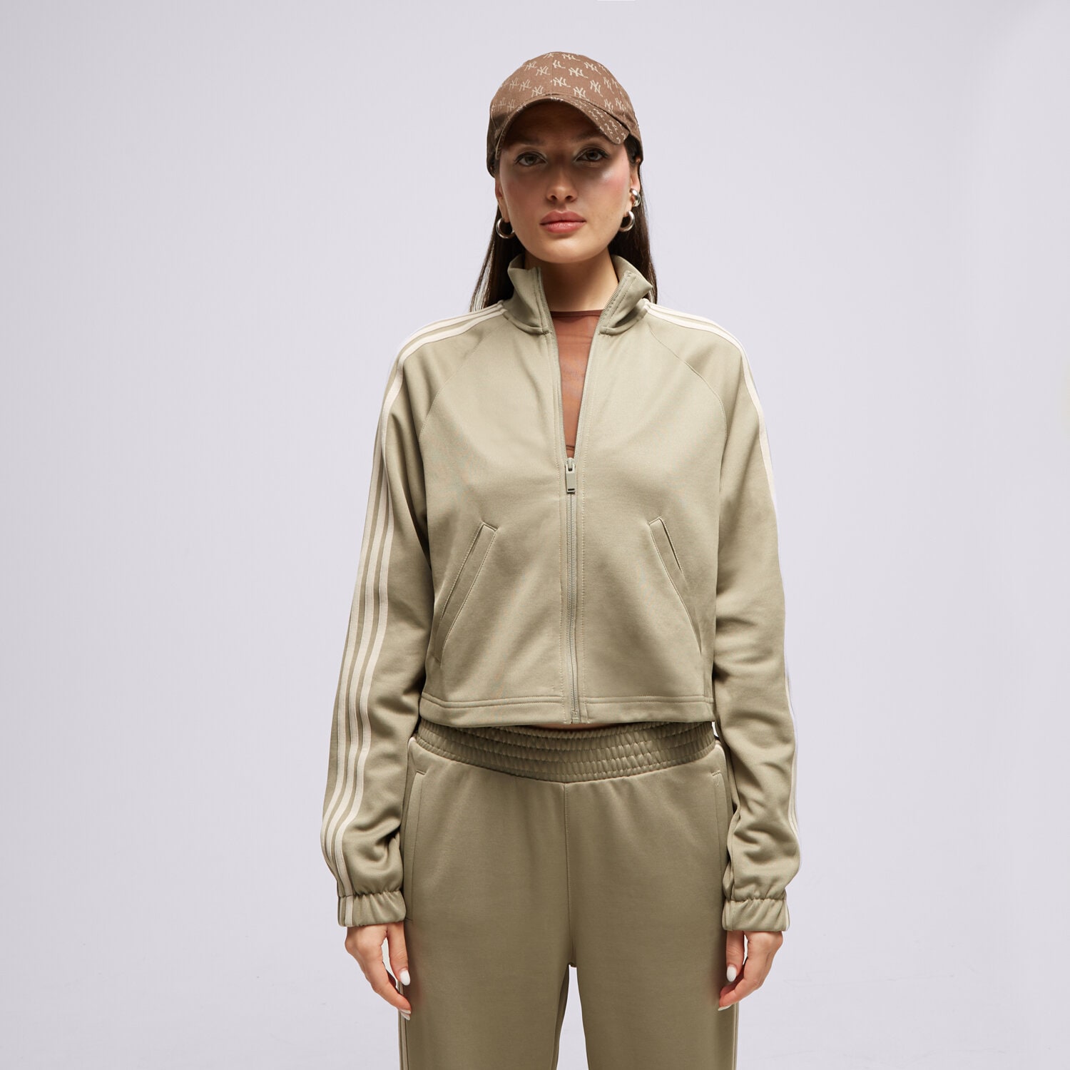 Femei bluză ADIDAS BLUZĂ TRICOT WARM-UP JACKET IJ5229 Gri