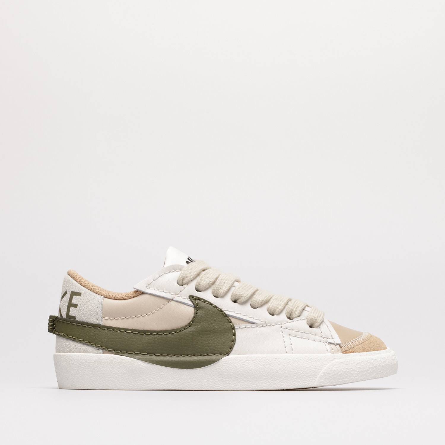 Femei pantofi sport NIKE W BLAZER LOW '77 JUMBO DQ1470-105 Bej