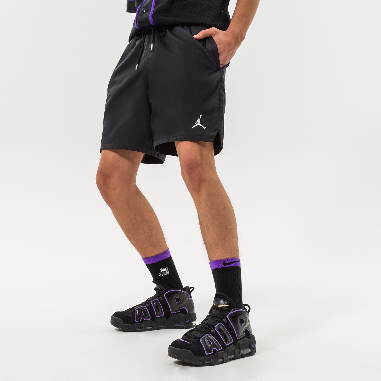 Femei pantaloni scurți JORDAN PANTALONI SCURȚI M J ESS POOLSIDE SHORT DM1371-010 Negru