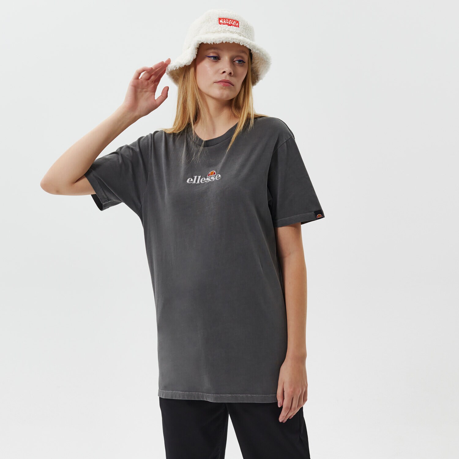 Femei tricou ELLESSE TRICOU ANNATTO TEE BLK SGK13148011 Negru