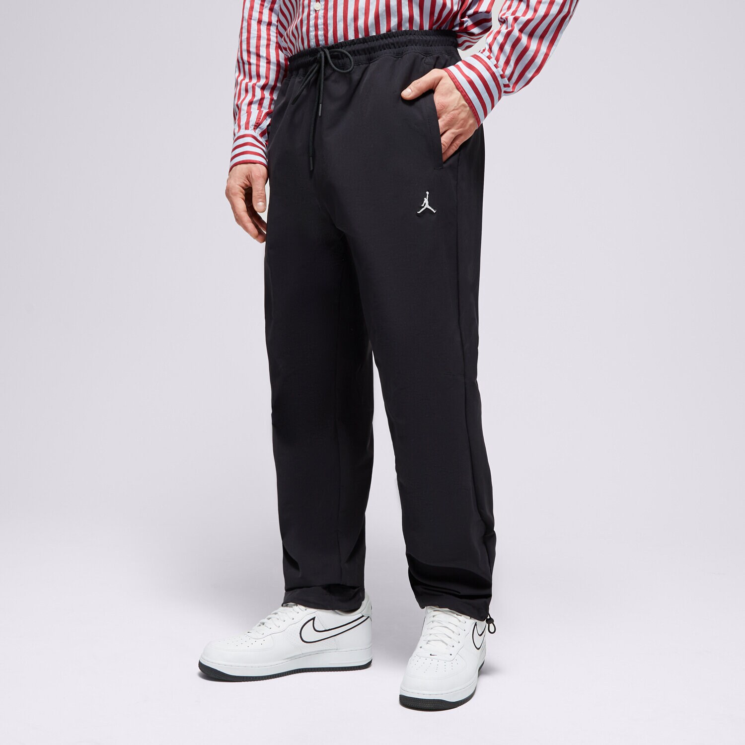 Bărbați pantaloni JORDAN PANTALONI M J ESS WOVEN DQ7509-010 Negru