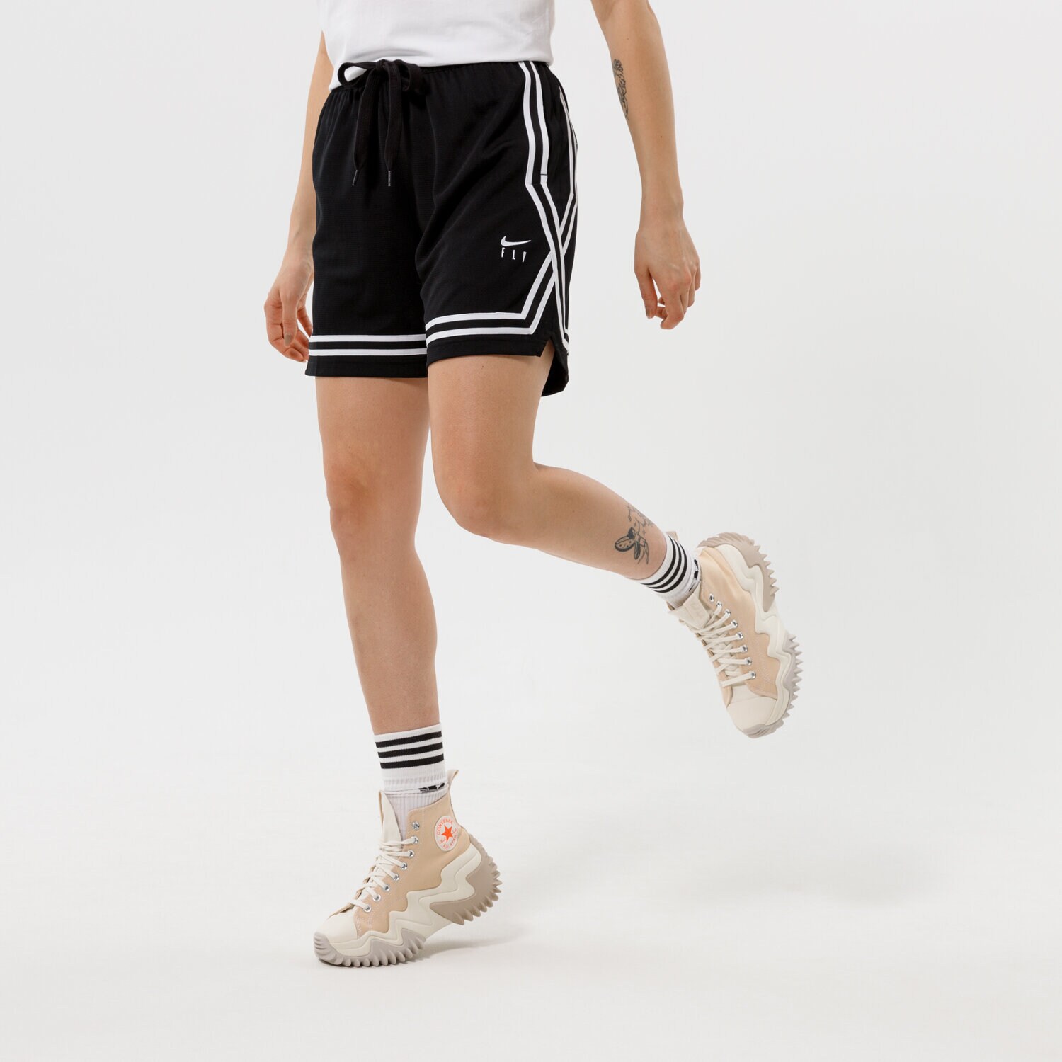 Femei pantaloni scurți NIKE PANTALONI SCURȚI W NK FLY CROSSOVER SHORT M2Z NBA DH7325-010 Negru