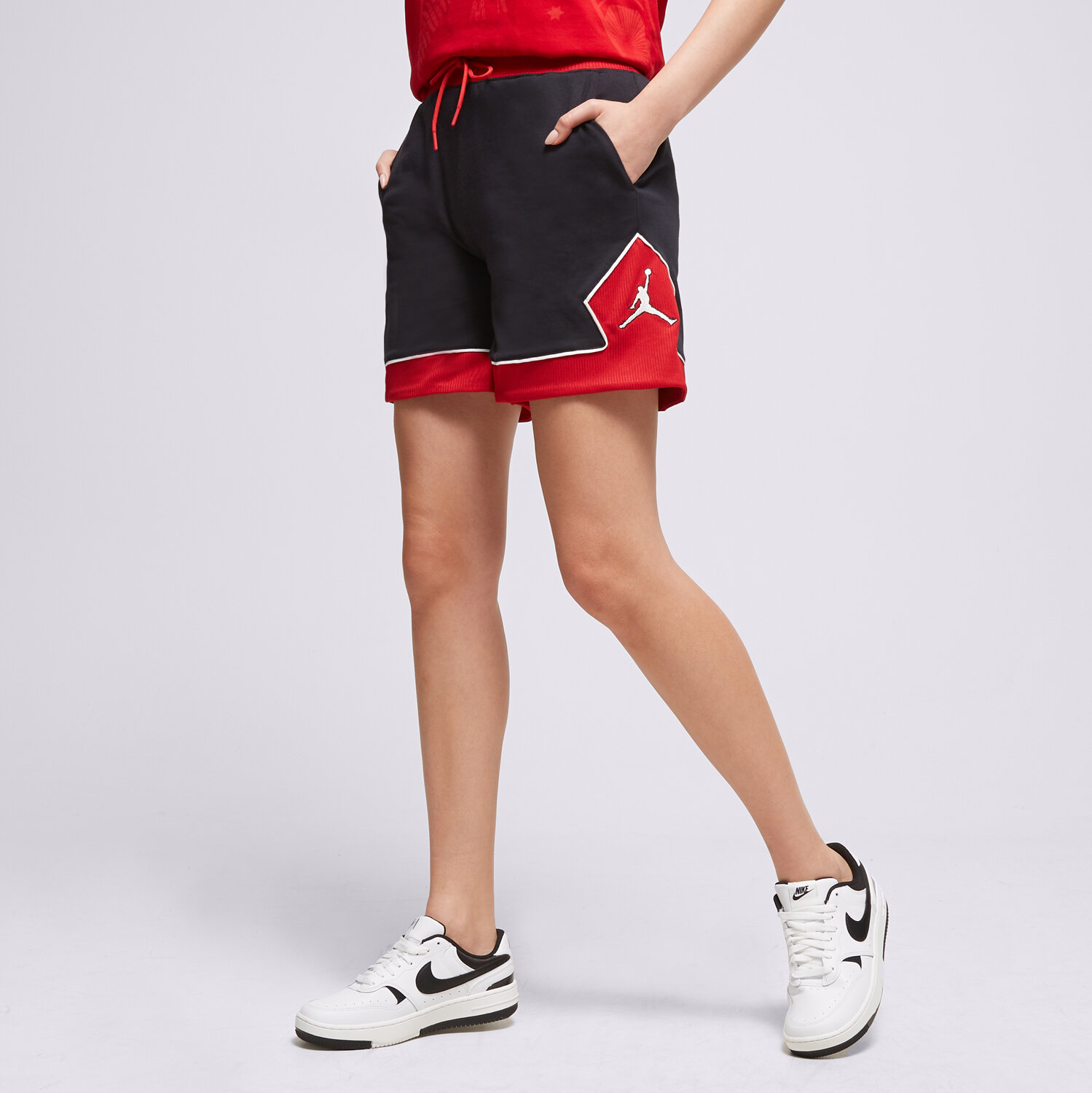 Femei pantaloni scurți PANTALONI SCURȚI W JORDAN LWT DMND  DZ3352-010 Negru