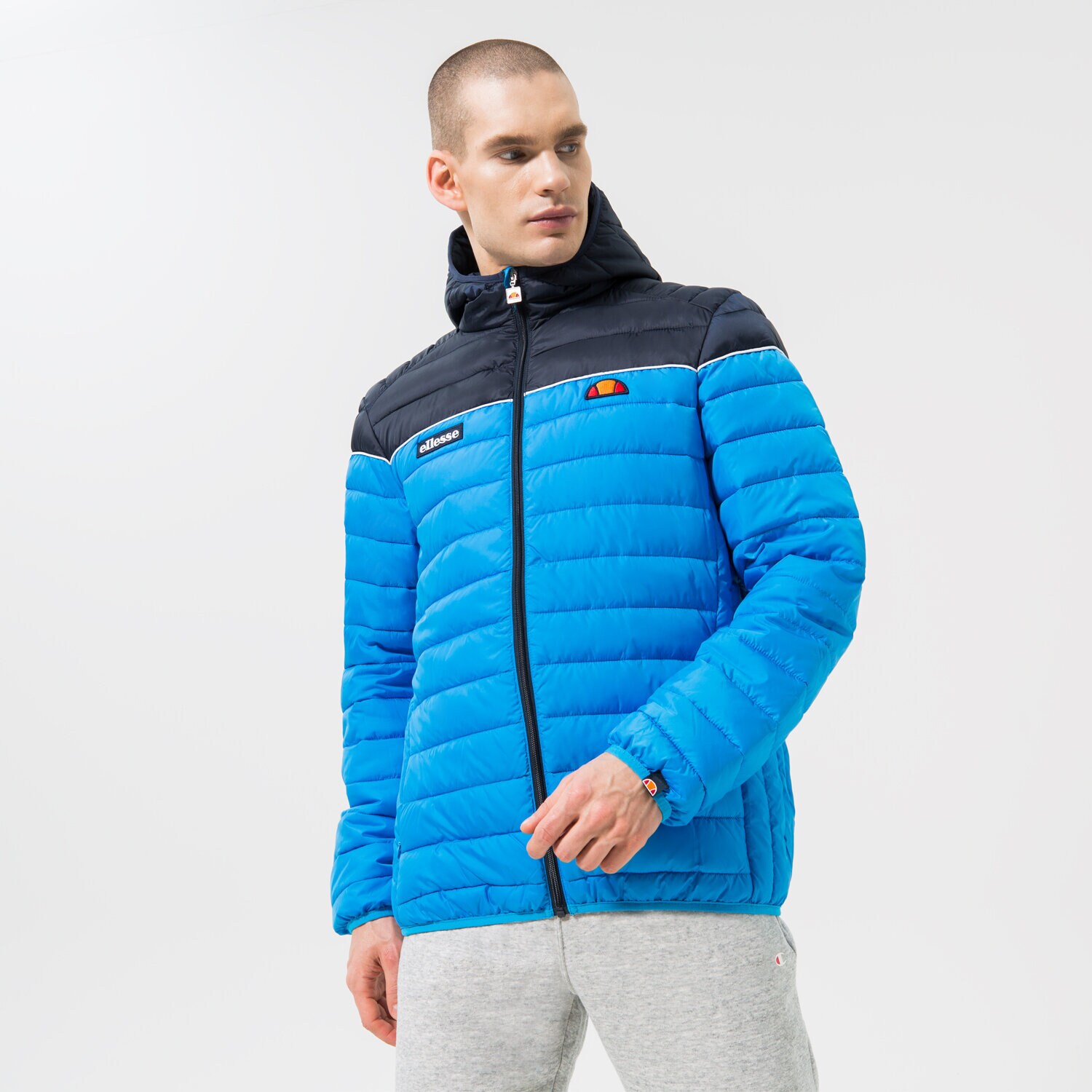 Bărbați eacă de iarnă ELLESSE JACHETĂ CU PUF LOMBARDY 2 NAVY/BLUE PADDED JACKET SHK13274433 Bleumarin