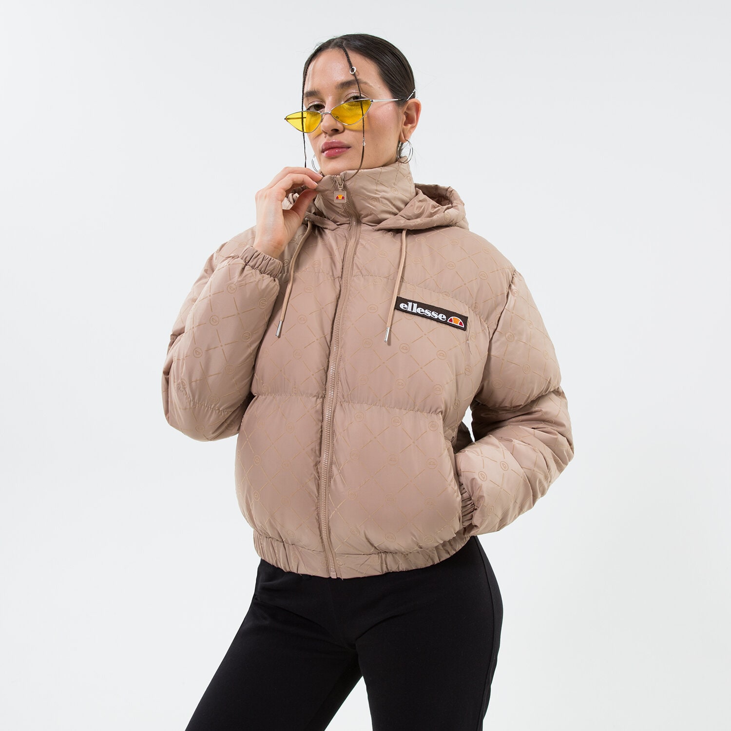 Femei geacă de iarnă ELLESSE JACHETĂ CU PUF MAYDELLE L BRWN PADDED JACKET SGP15947209 Maro