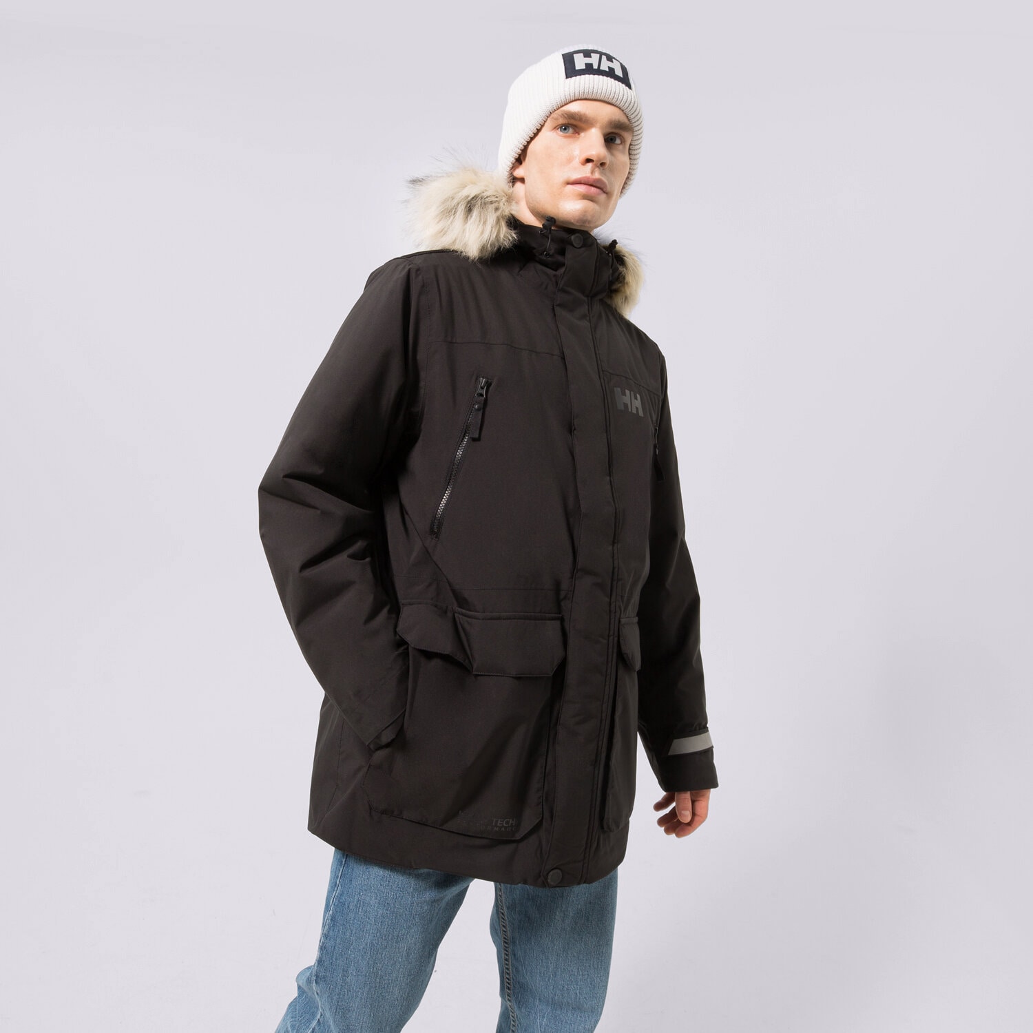 Bărbați eacă de iarnă HELLY HANSEN JACHETĂ DE IARNĂ REINE PARKA 53630990 Negru