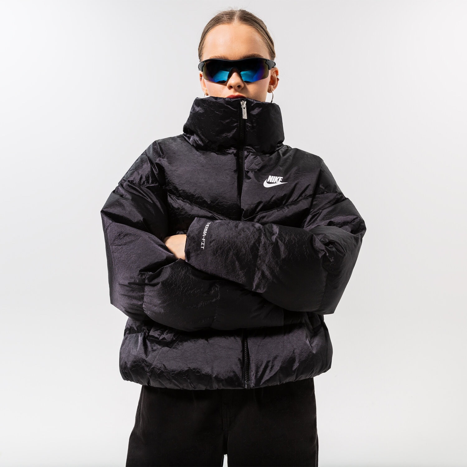 Femei geacă de iarnă NIKE JACHETĂ DE IARNĂ W NSW   TF SYNFL CITY SHINE JKT DQ6888-010 Negru