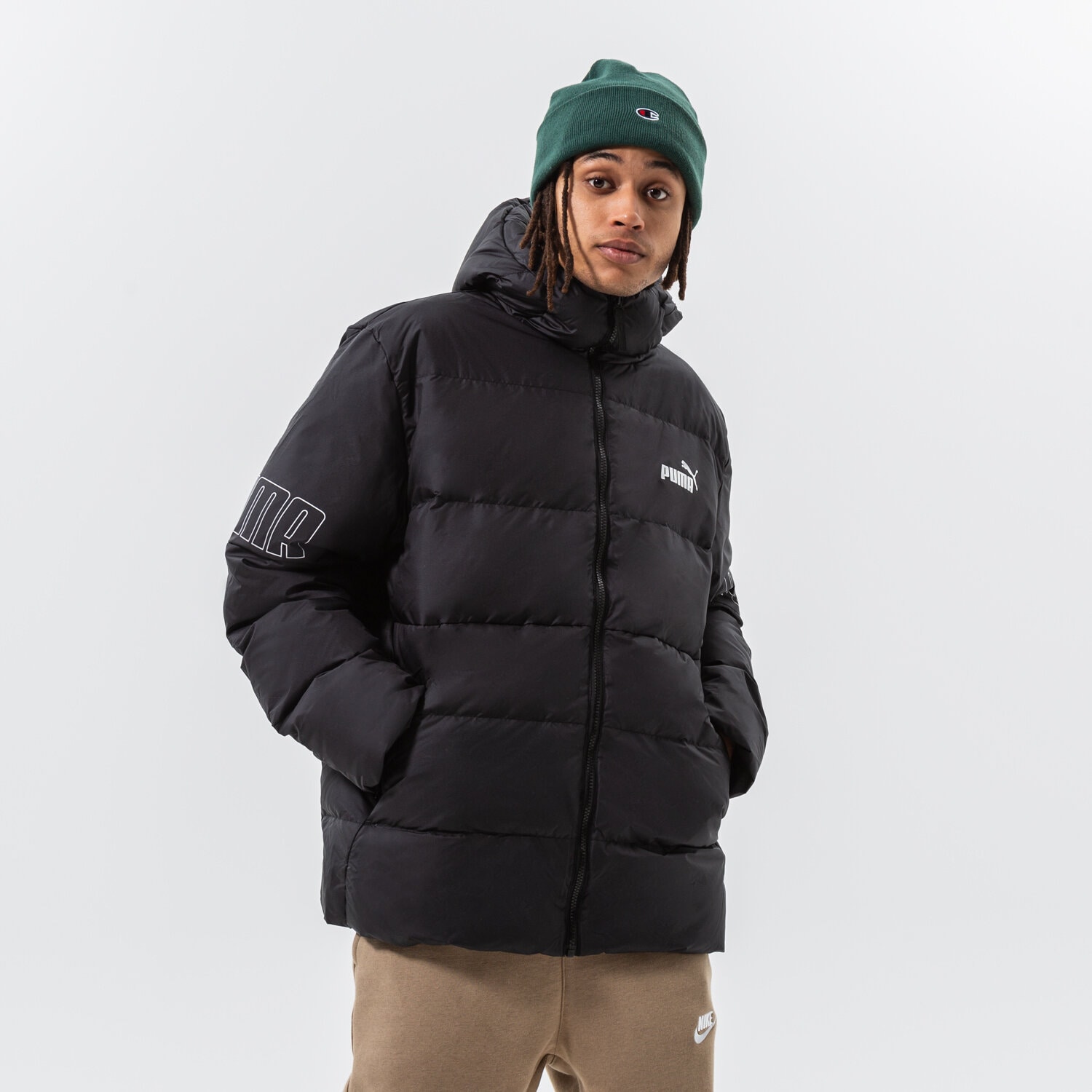 Bărbați eacă de iarnă PUMA JACHETĂ DE IARNĂ PUMA   POWER HOODED DOWN PUFFER 849335 01 Negru