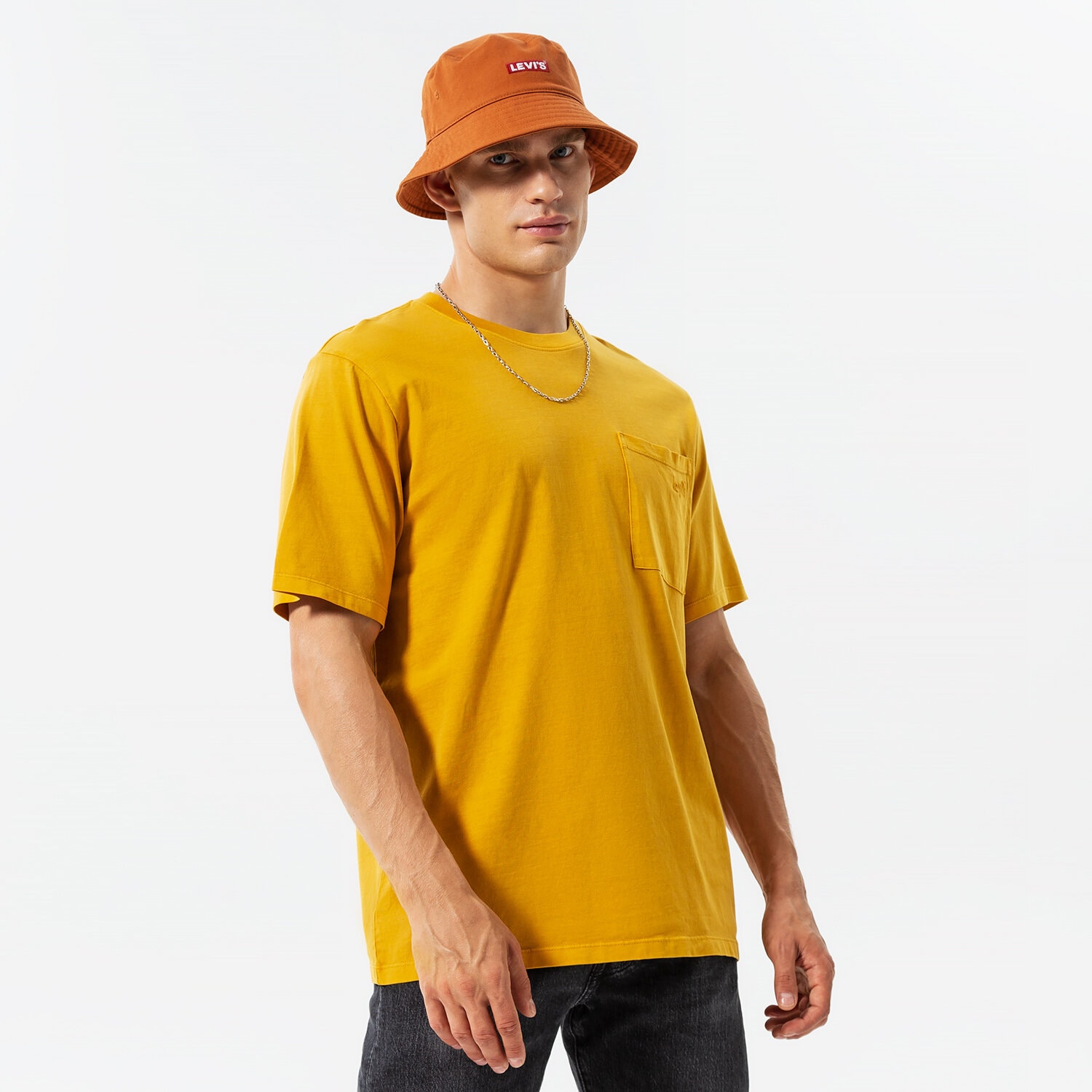 Bărbați tricou LEVI'S TRICOU SEASONAL POCKET TEE A3697-0001 Galben Muștar
