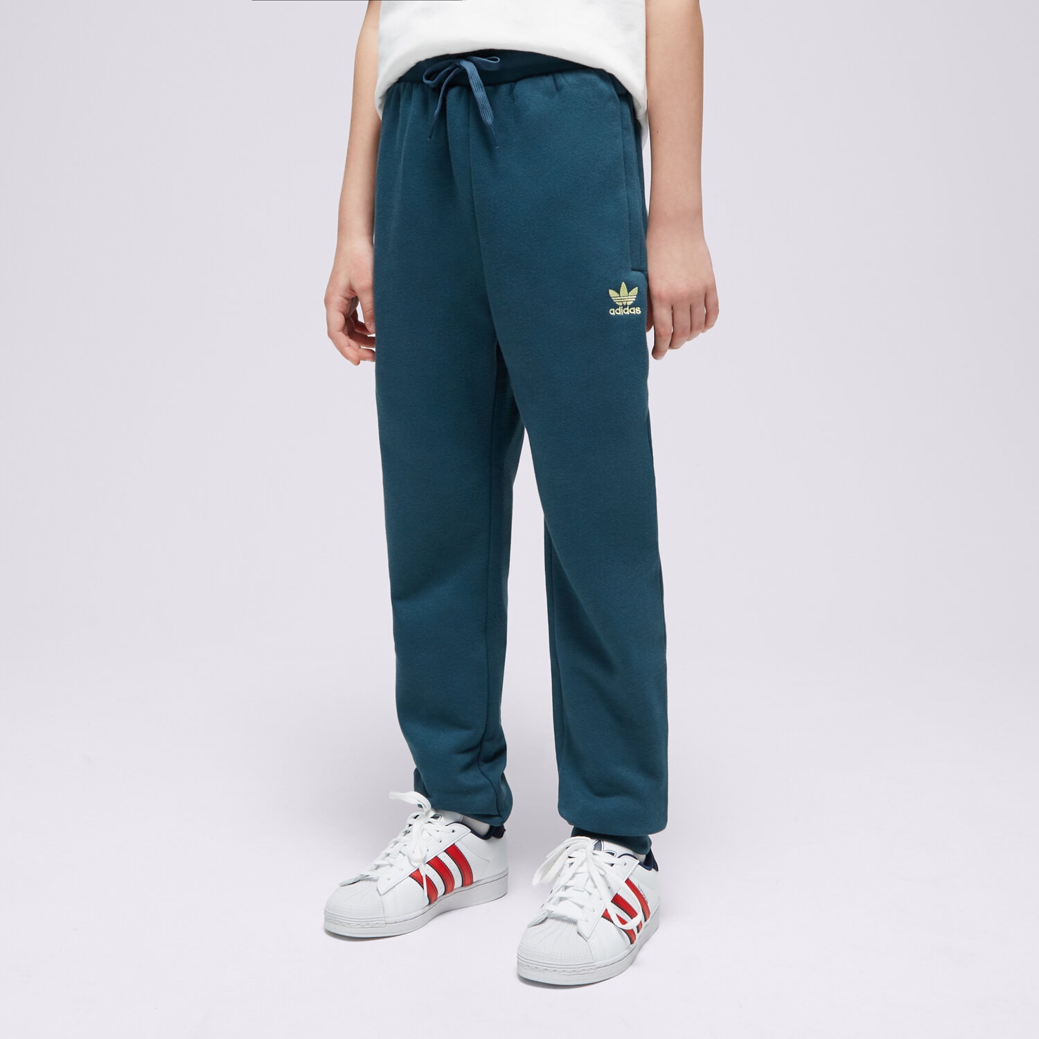 Pantaloni pentru copii ADIDAS PANTALONI  PANTS BOY IJ9798 Bleumarin