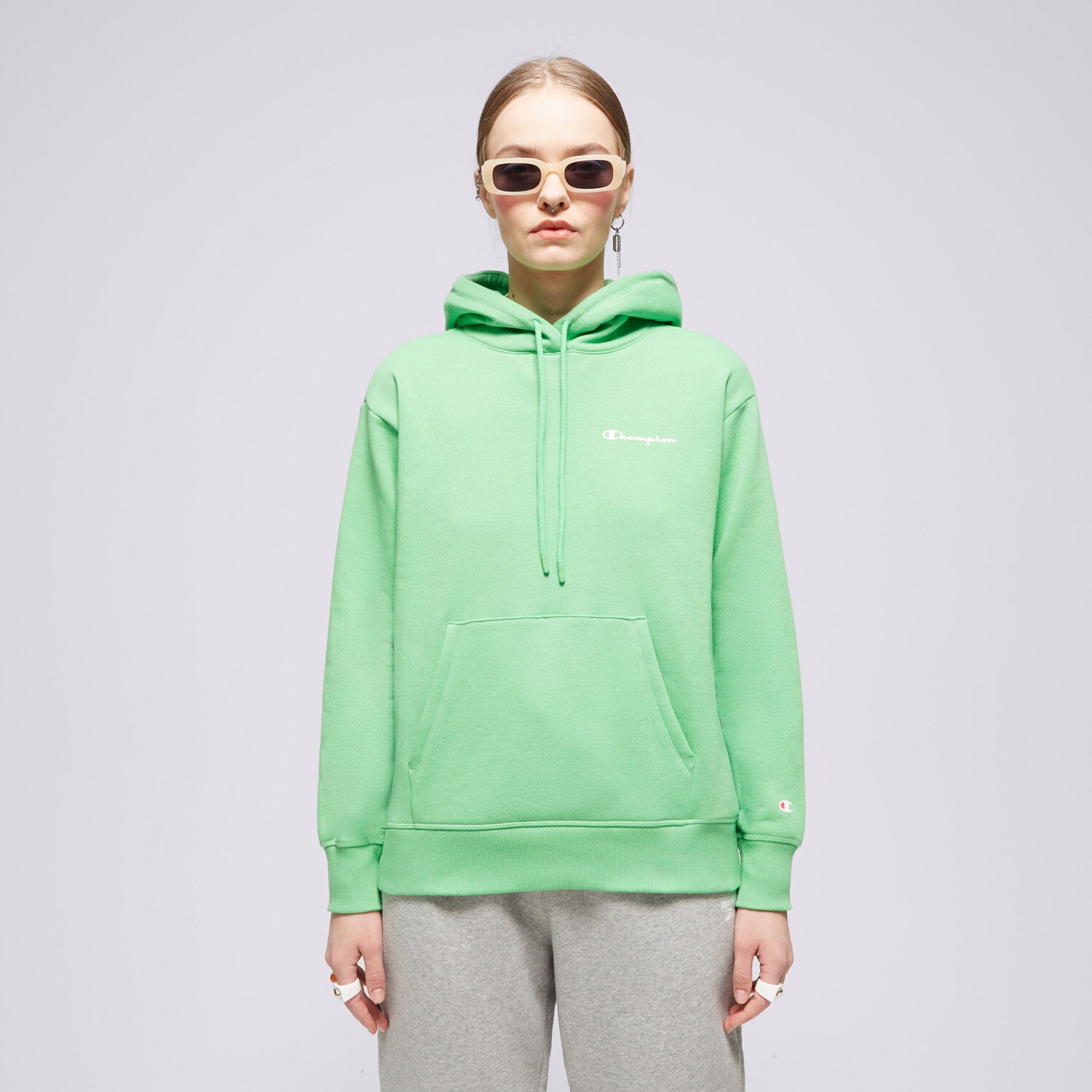 Femei bluză CHAMPION BLUZĂ CU GLUGĂ SMALL LOGO OVERHEAD HOO 114241BGEGS024 Verde