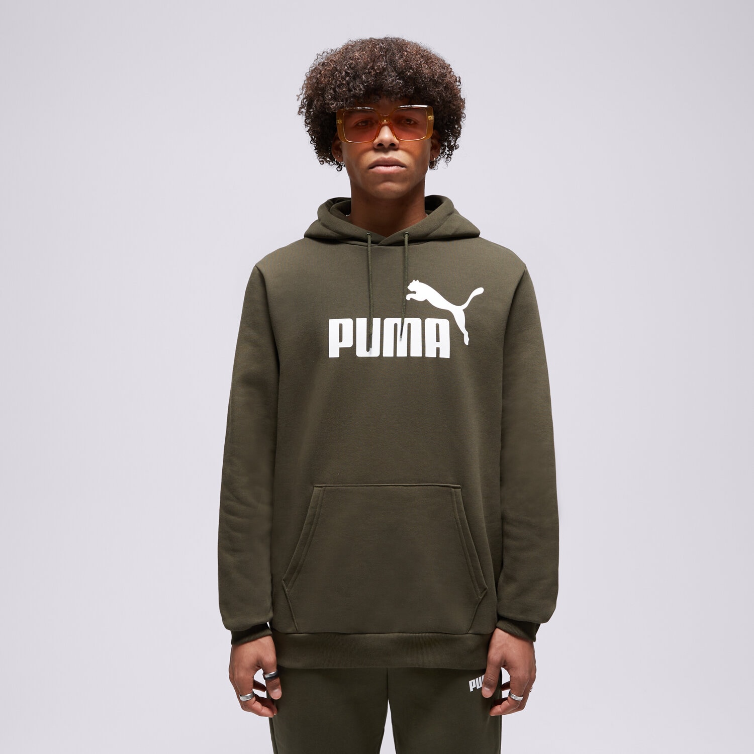 Bărbați bluză PUMA BLUZĂ CU GLUGĂ CORE LL OH HD FOREST/WHT 58668770 Verde