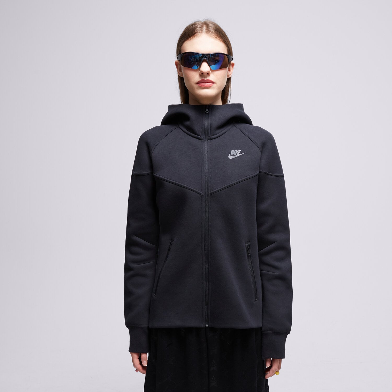 Femei bluză NIKE BLUZĂ CU GLUGĂ W NSW TCH FLC WR FZ HDY FB8338-010 Negru
