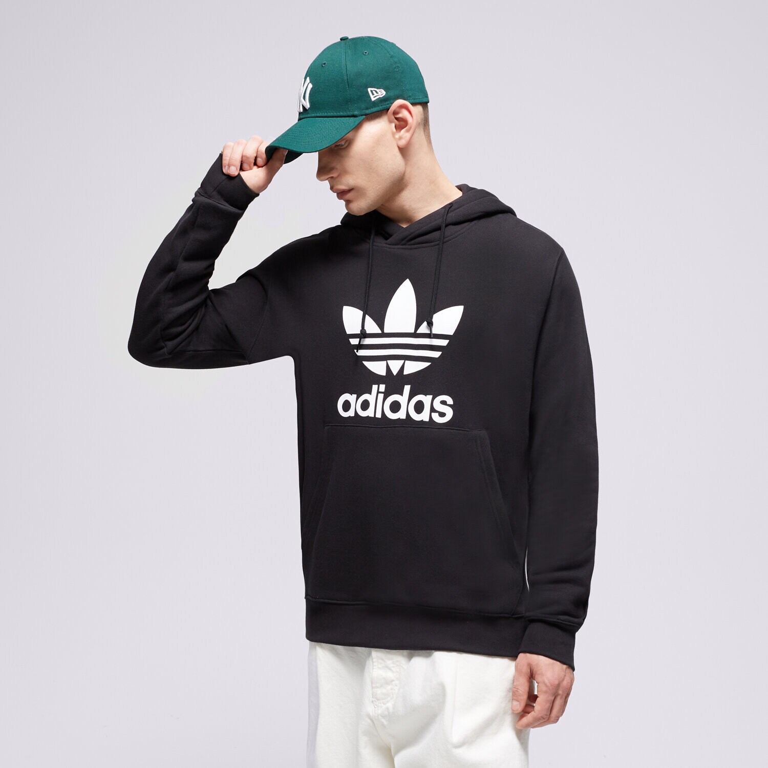 Bărbați bluză ADIDAS BLUZĂ CU GLUGĂ TREFOIL HOODY IM4489 Negru