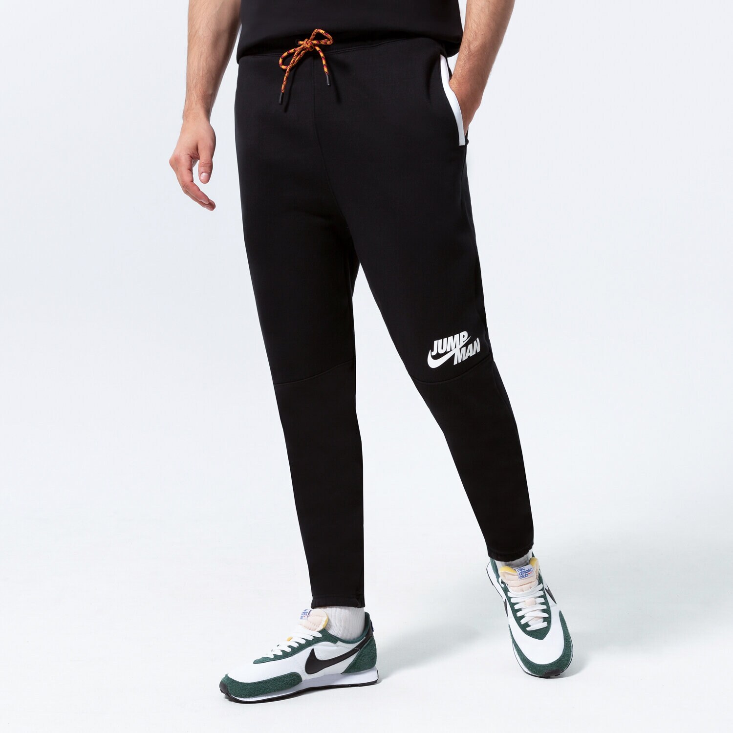 Bărbați pantaloni JORDAN JUMPMAN FLEECE JOGGERS DJ0260-010 Negru