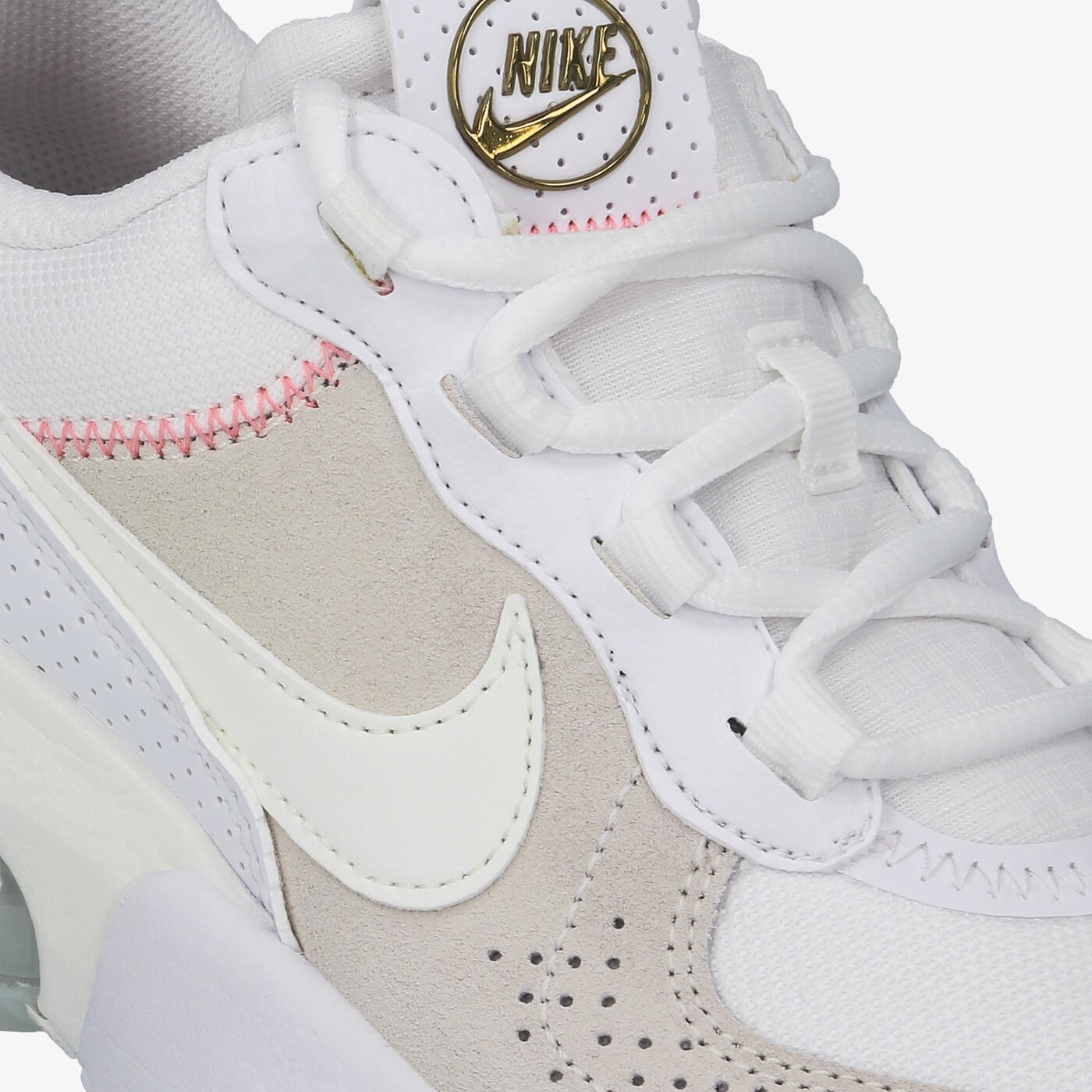 nike wmns nike
