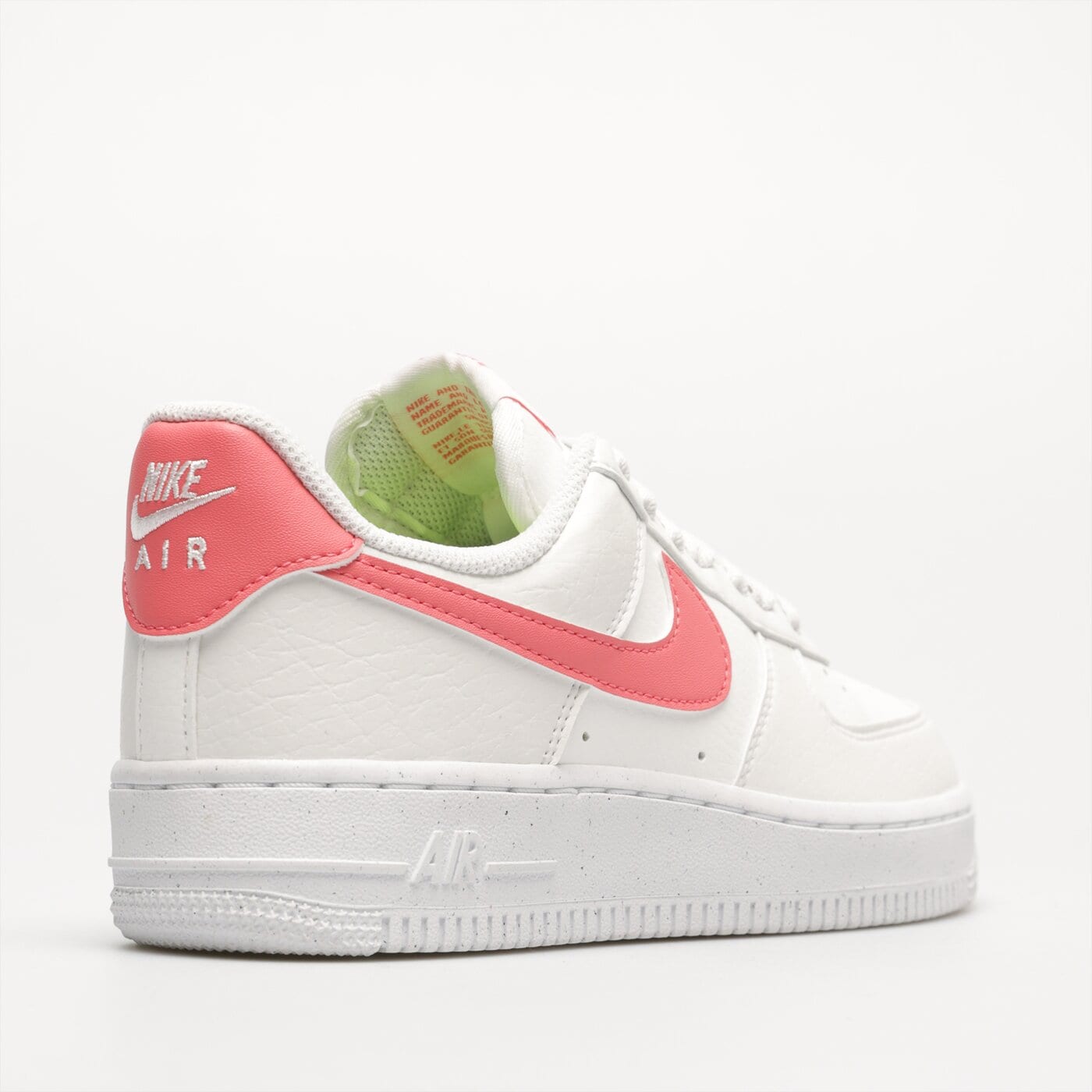 nike air force 1 07 se trainers