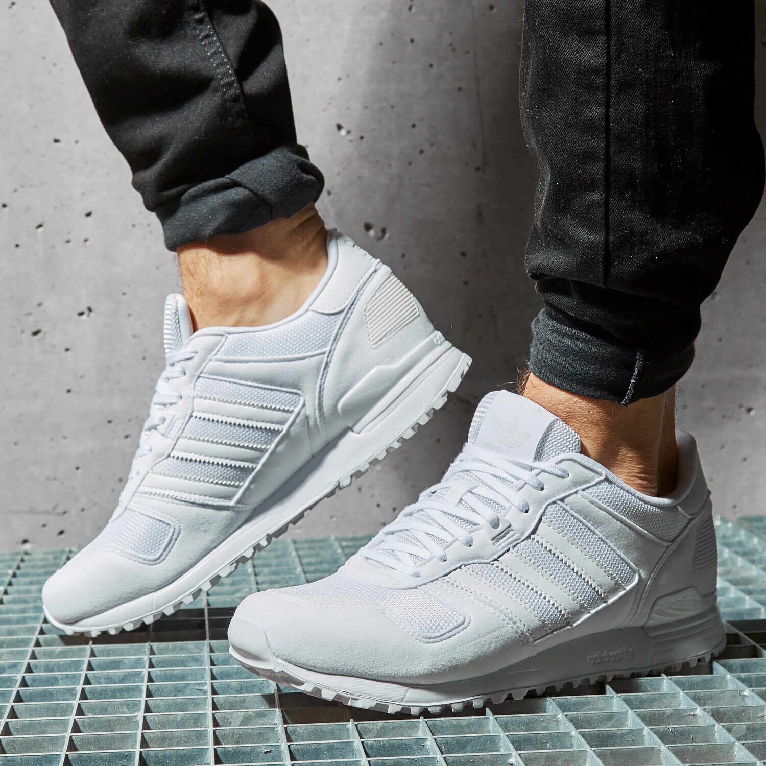ADIDAS ZX 700 FZ2817 ✓ Alb | Bărbați Sneakers | Sizeer Romania ✪
