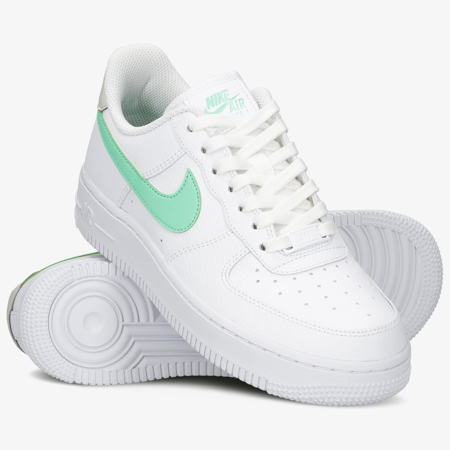 Nike air fashion force 07 essential