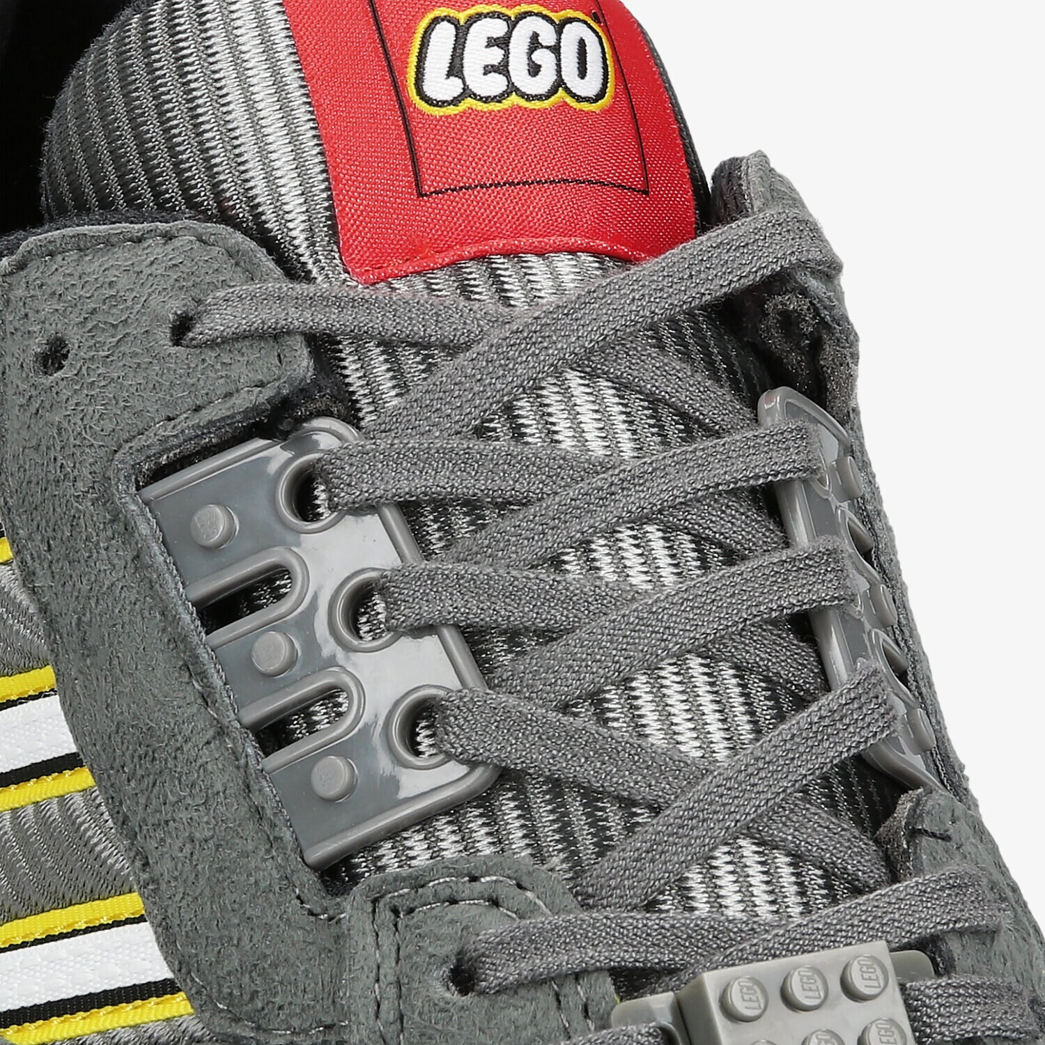 ADIDAS ZX 8000 LEGO FY7080 ✓ Gri | Bărbați Sneakers | Sizeer