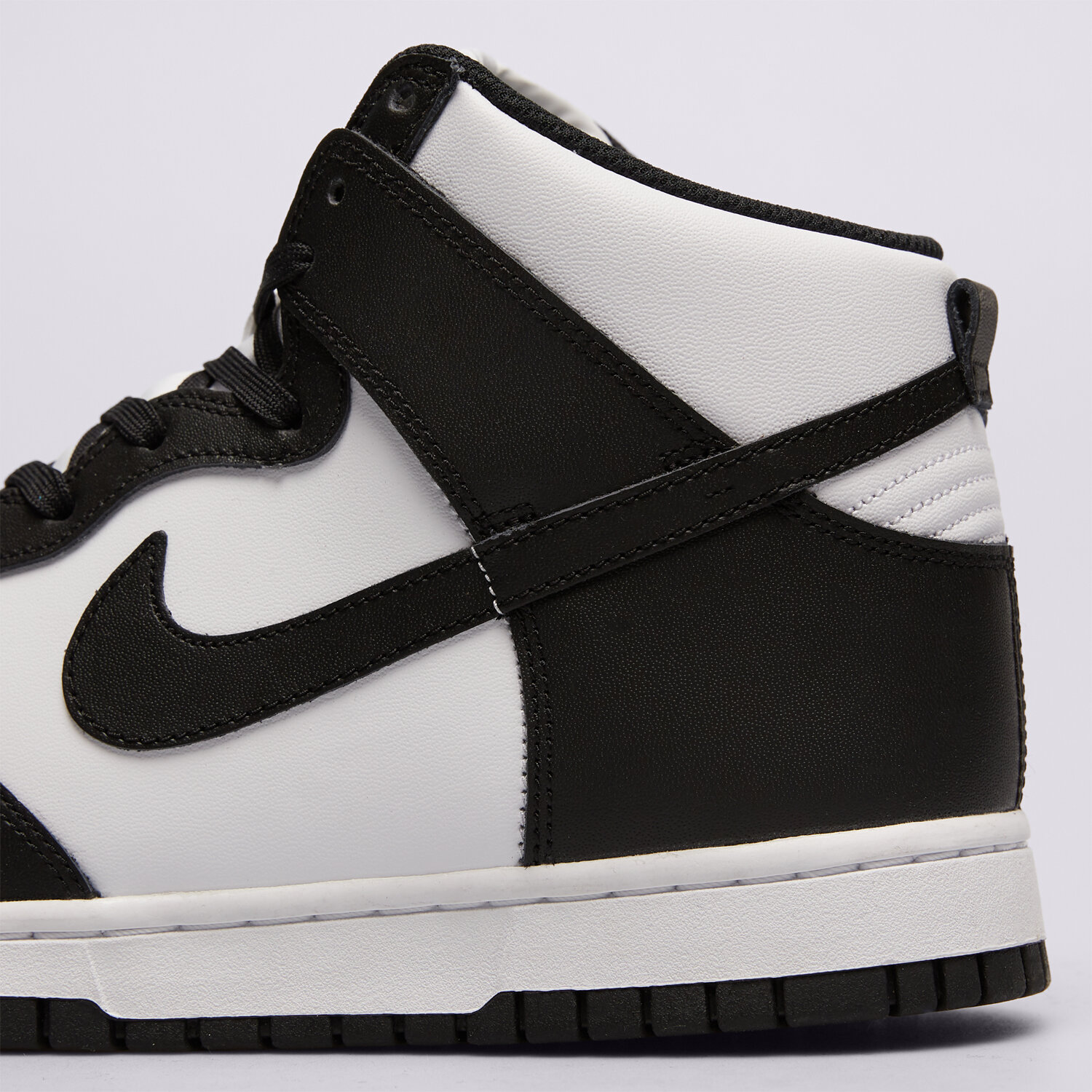 NIKE DUNK HIGH RETRO DD1399-105 ✓ Alb | Bărbați Sneakers | Sizeer