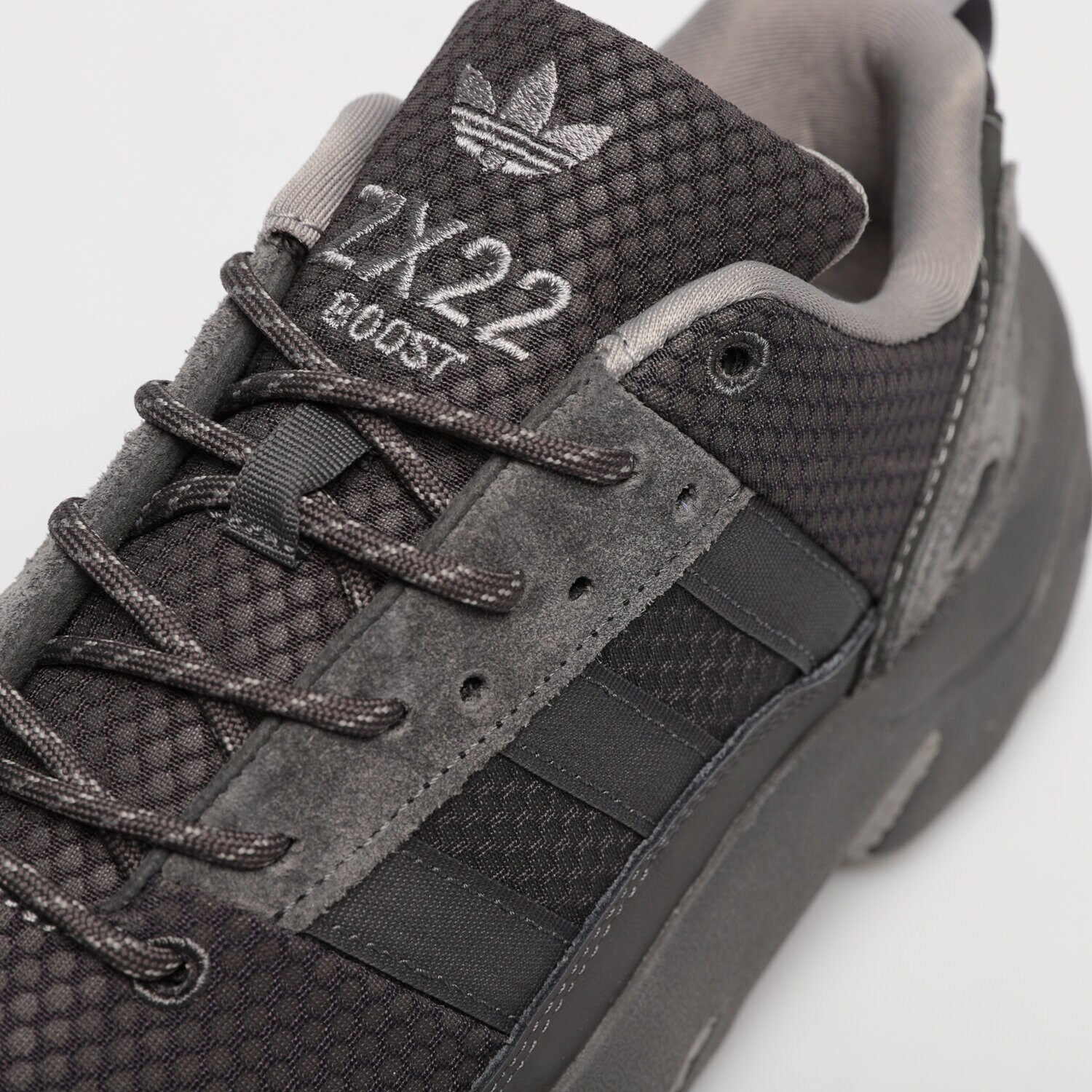 ADIDAS ZX 22 BOOST GY6696 ✓ Negru | Femei Sneakers | Sizeer