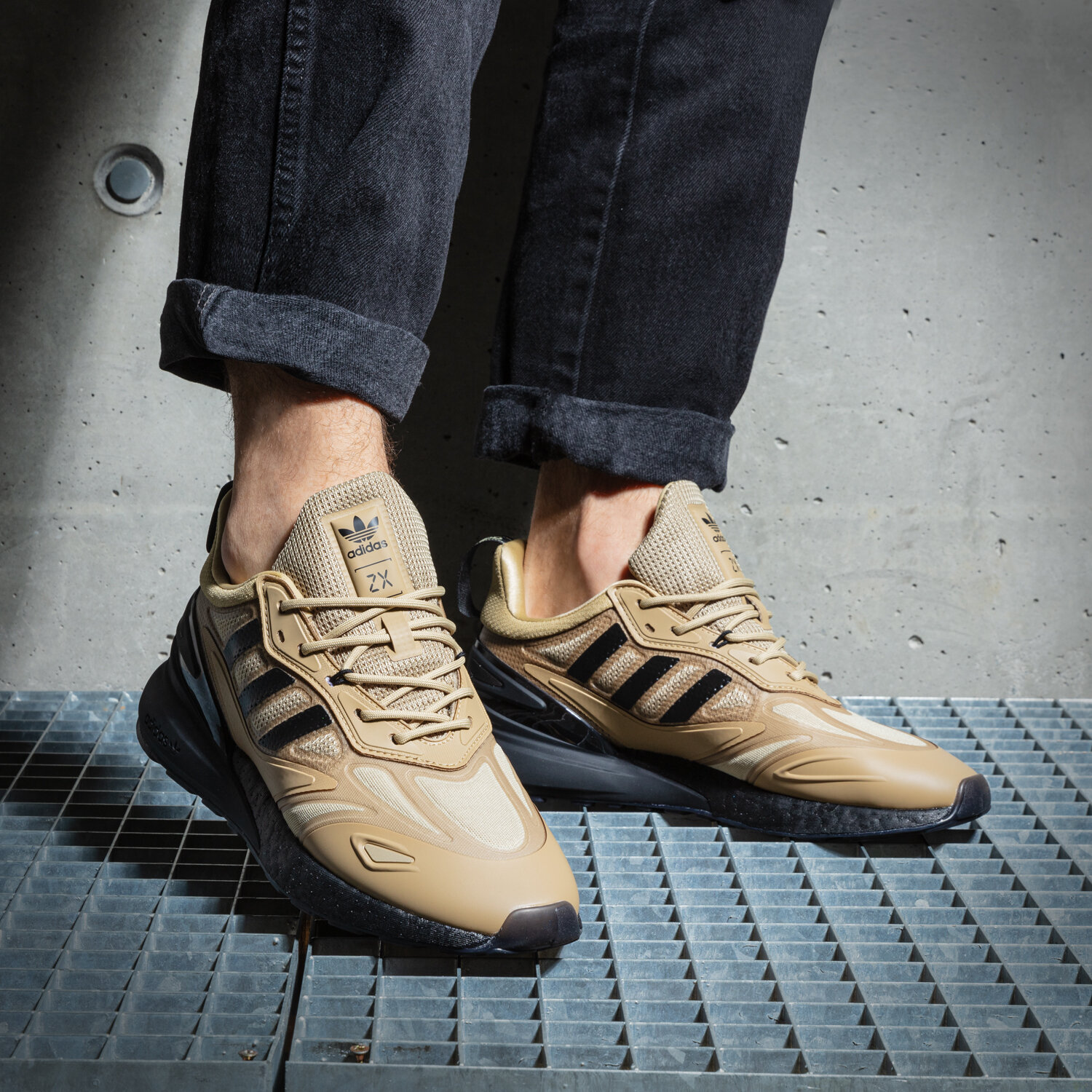 ADIDAS ZX 2K BOOST 2.0 GY8516 ✓ Bej | Bărbați | Sizeer