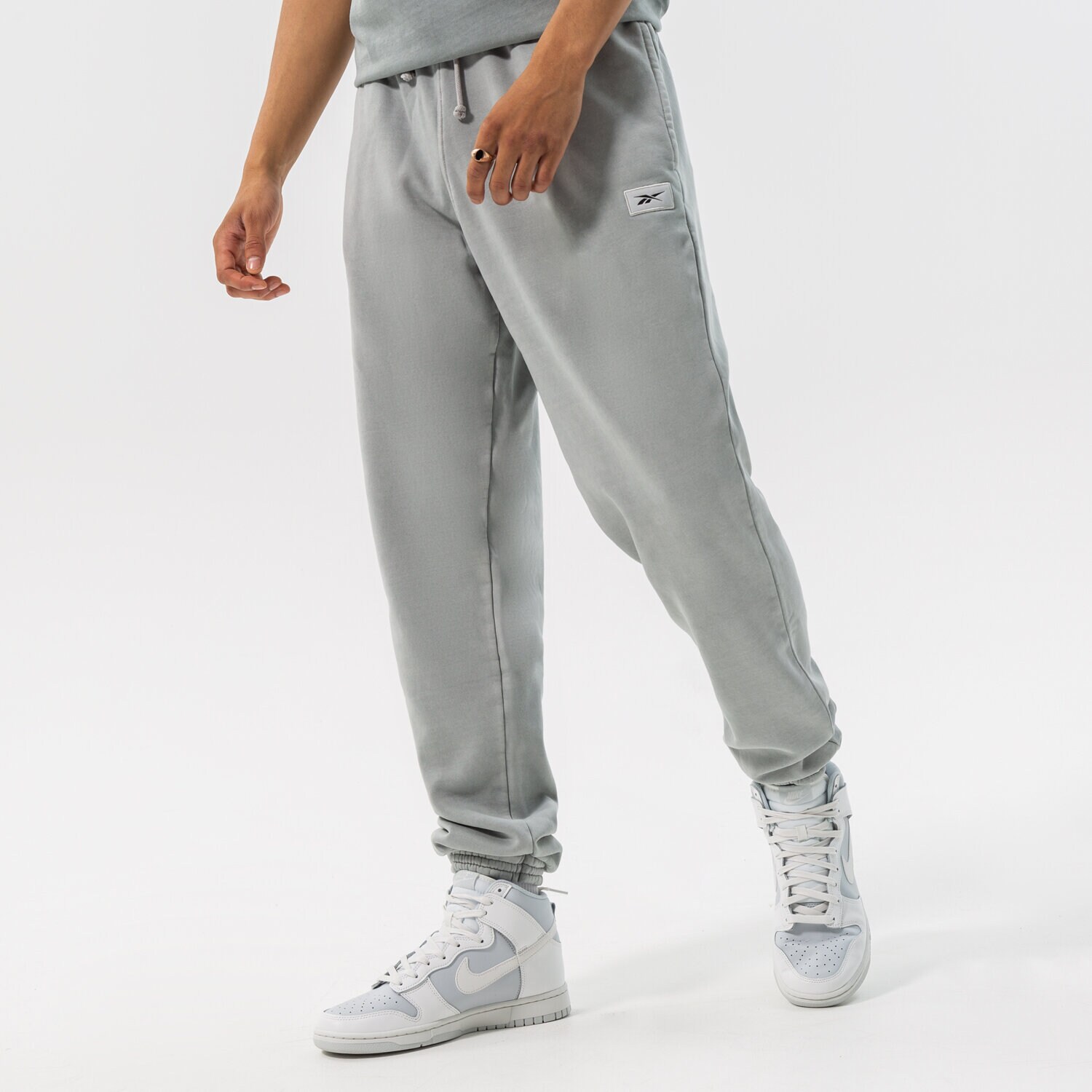 REEBOK PANTALONI CLASSIC NATURAL DYE PANT HI4616 ✓ Gri Bărbați